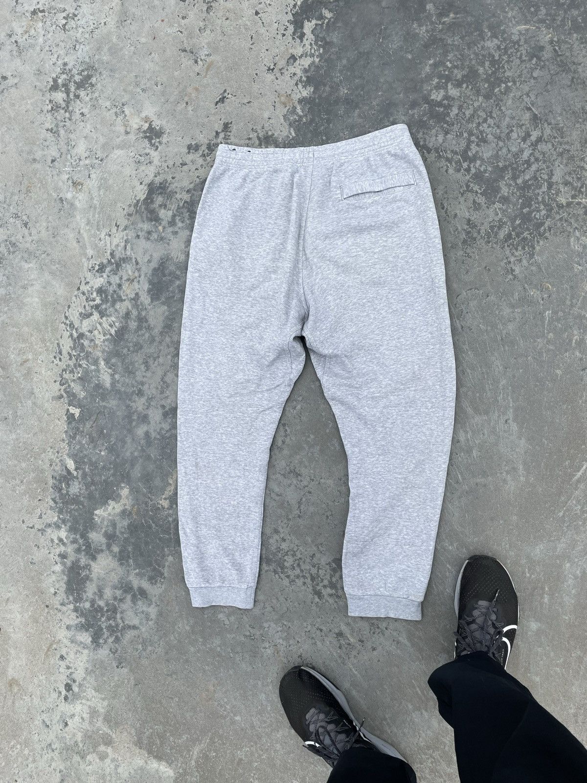 Nike Vintage Nike Grey Y2k Fleece Pants Joggers Streetwear Sk8 Size US 33 - 9 Thumbnail