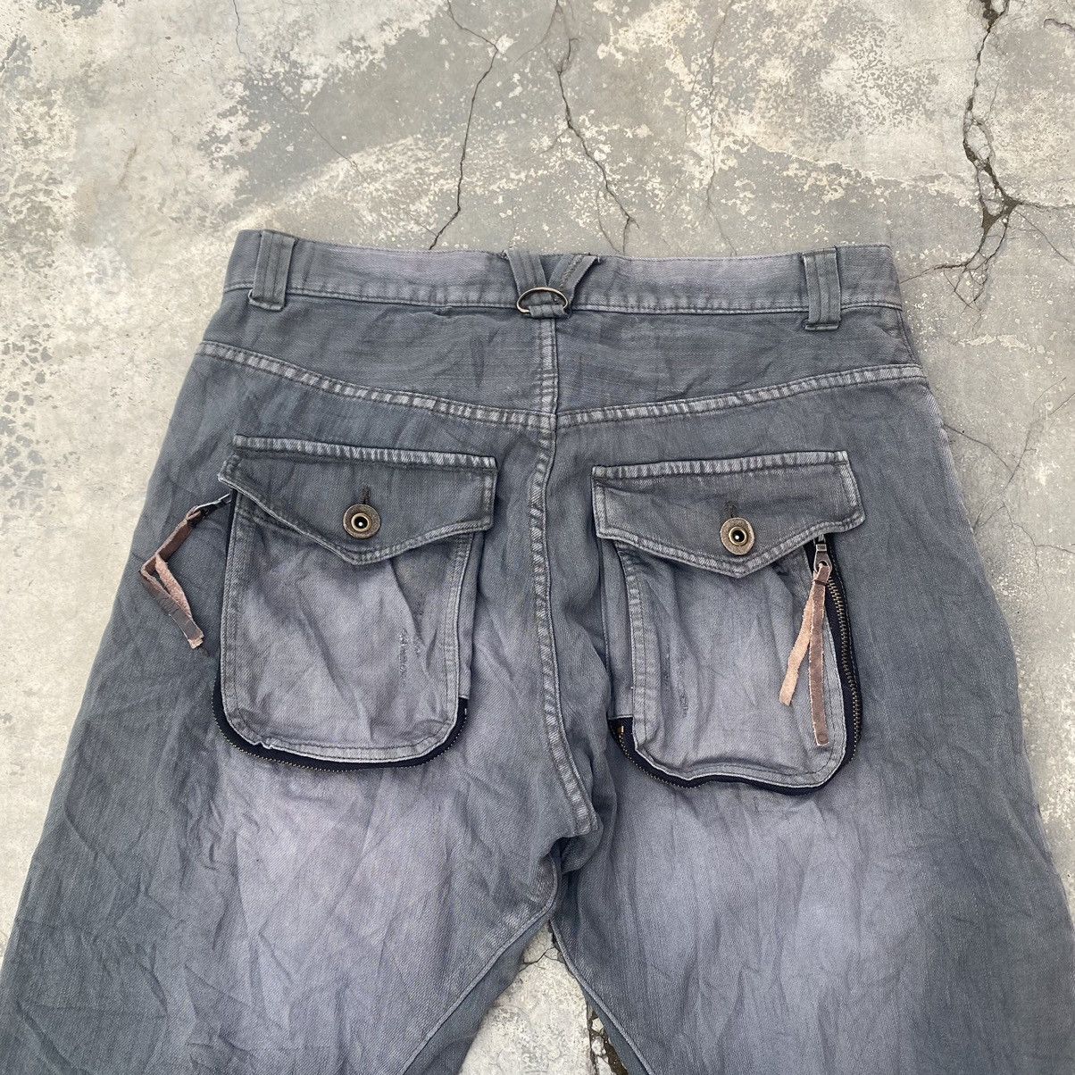 PPFM PPFM Distressed Banana Cut Jeans Size US 33 - 5 Thumbnail