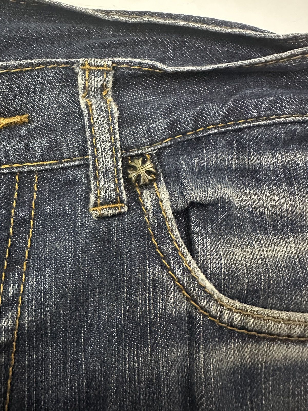 Japanese Brand Vintage JUNMEN Cross Design Distressed Jeans Size US 32 / EU 48 - 13 Thumbnail