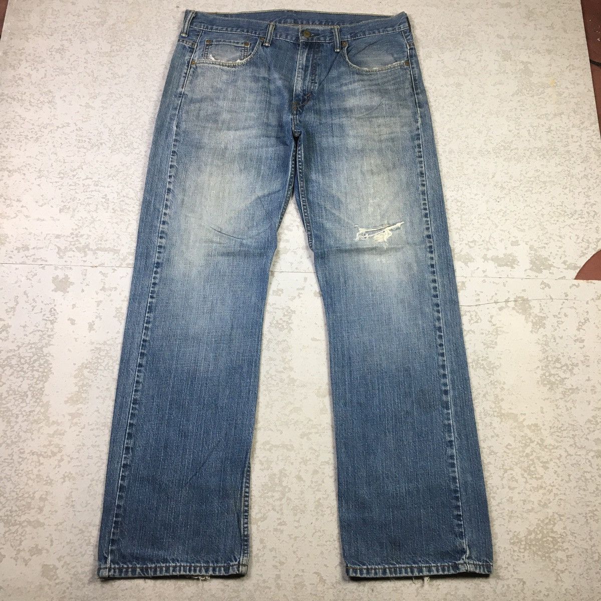 Levi's Distressed Levis 569 Vintage Style Jeans Size US 36 / EU 52 - 1 Thumbnail