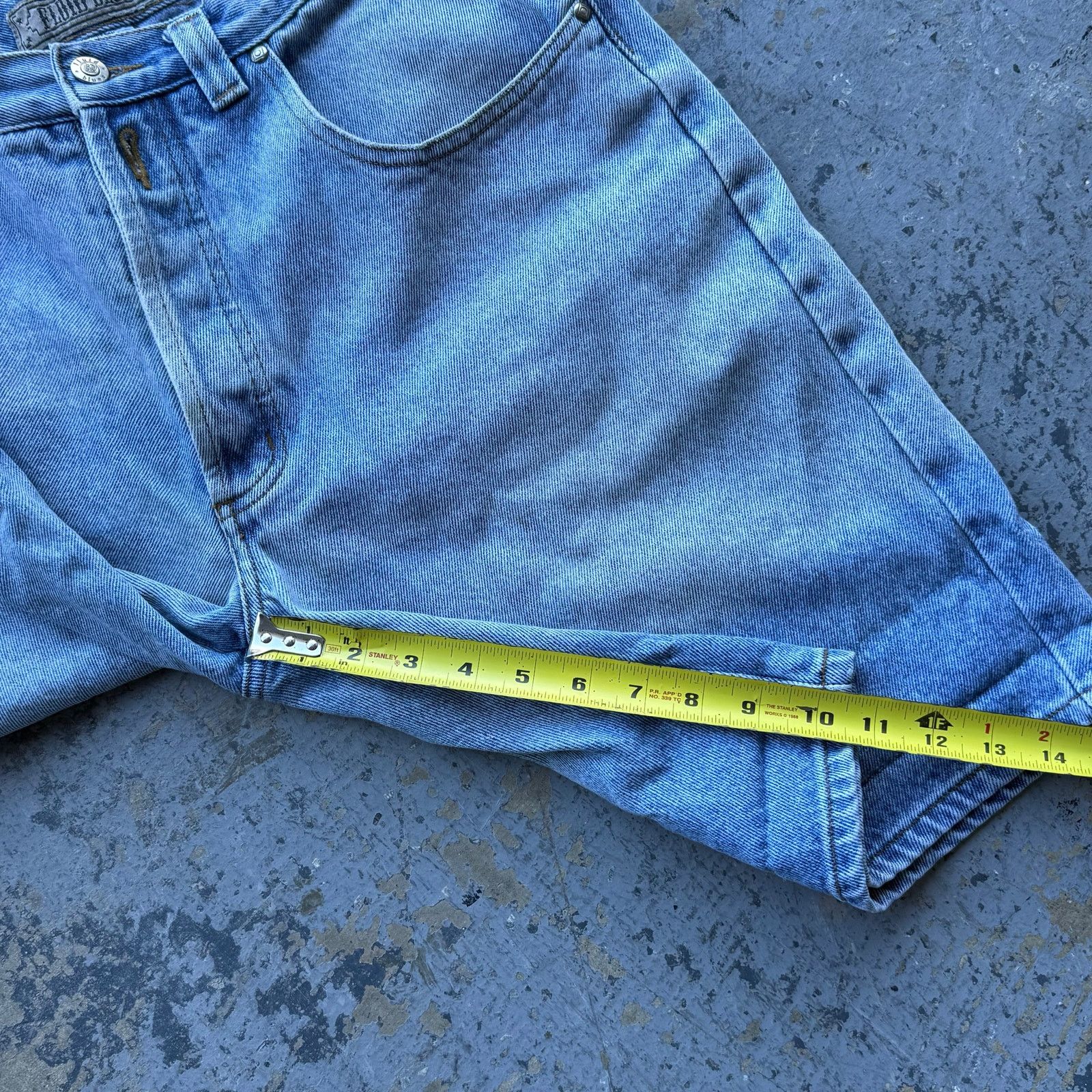 Vintage Vintage 90’s Lightwash Denim Jorts Sz 32 Size US 32 / EU 48 - 8 Thumbnail