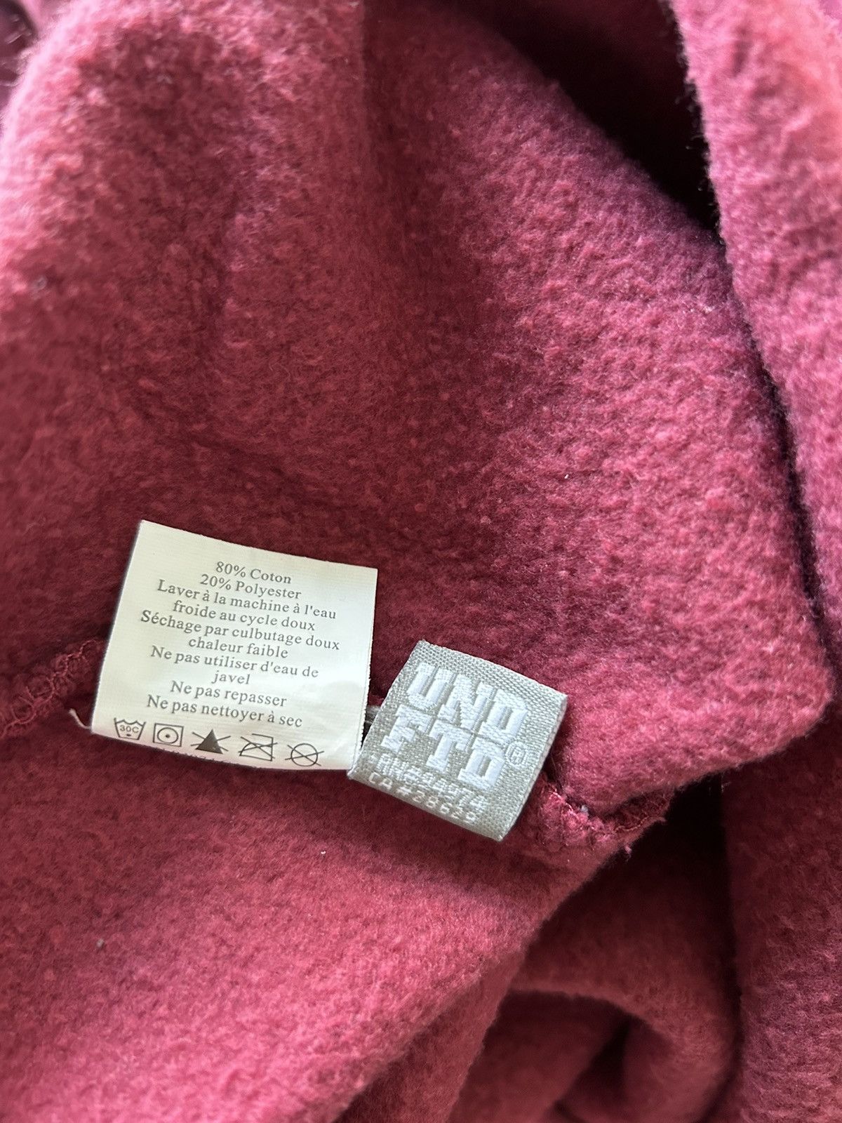 Undefeated y2k Undefeated spell out hoodie Size US L / EU 52-54 / 3 - 5 Thumbnail