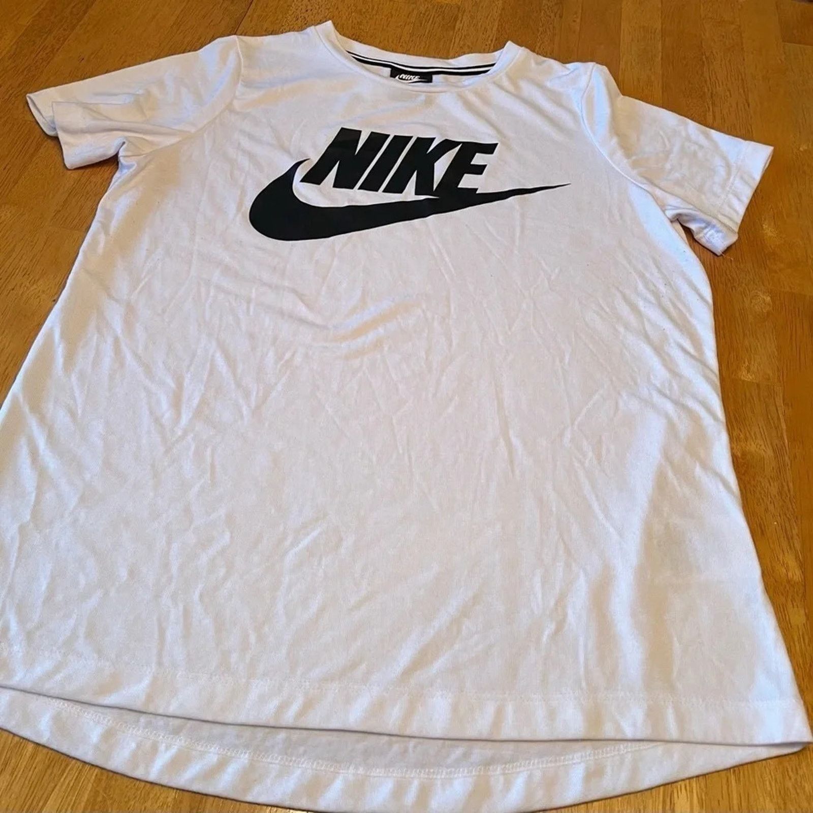 Nike Nike short sleeve white t-shirt, size Medium Size M / US 6-8 / IT 42-44 - 1 Thumbnail