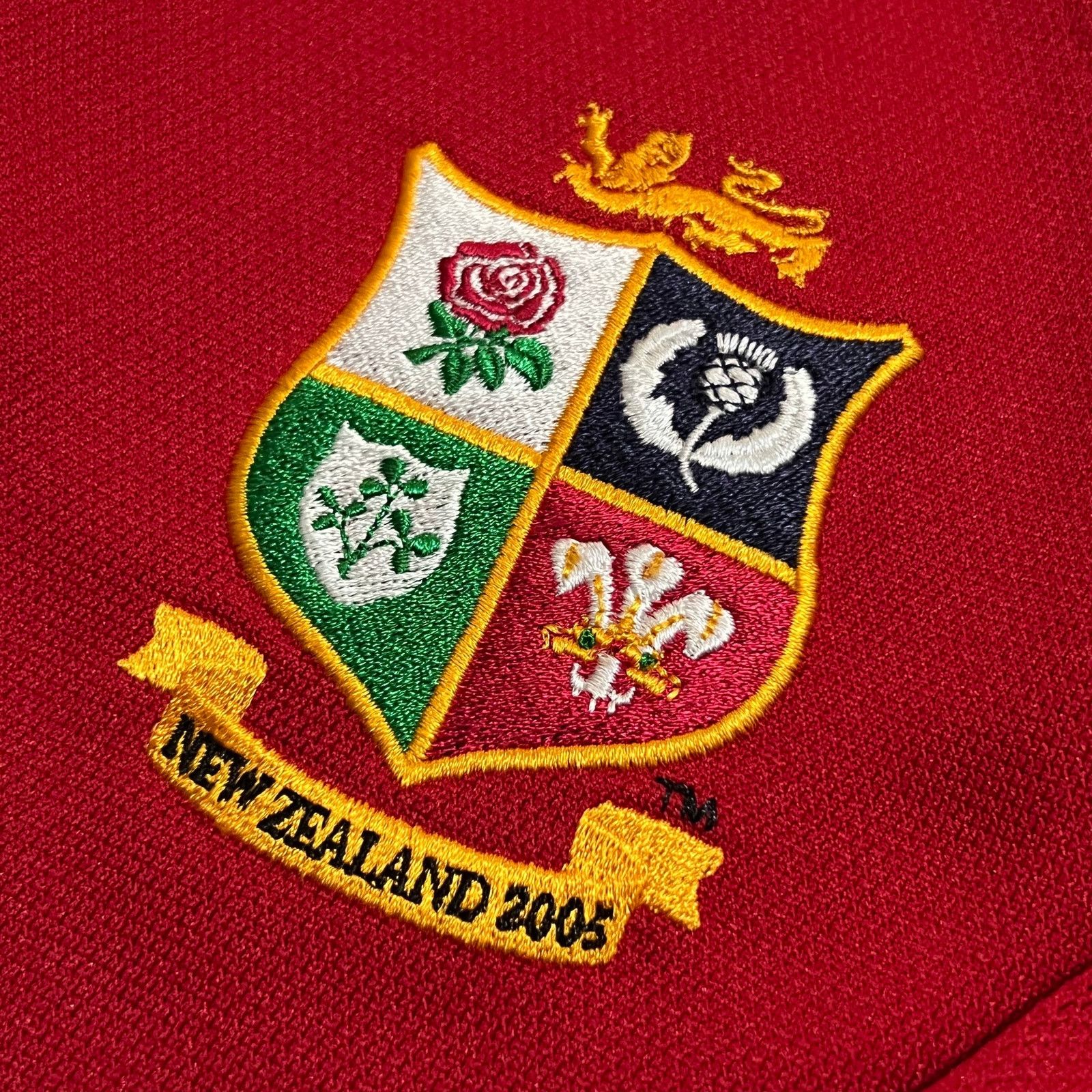 Adidas British & Irish 2005 New Zealand Tour Rugby Jersey - M Size US M / EU 48-50 / 2 - 3 Thumbnail