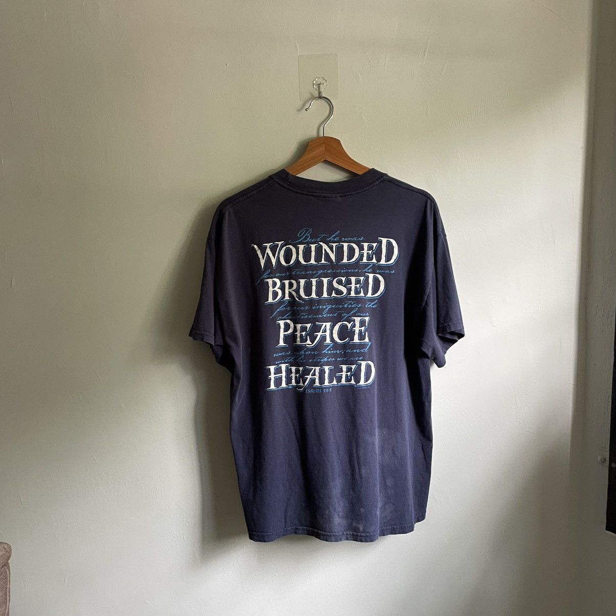 Vintage Vintage Jesus Shirt Passion 🍒 Size US L / EU 52-54 / 3 - 6 Thumbnail
