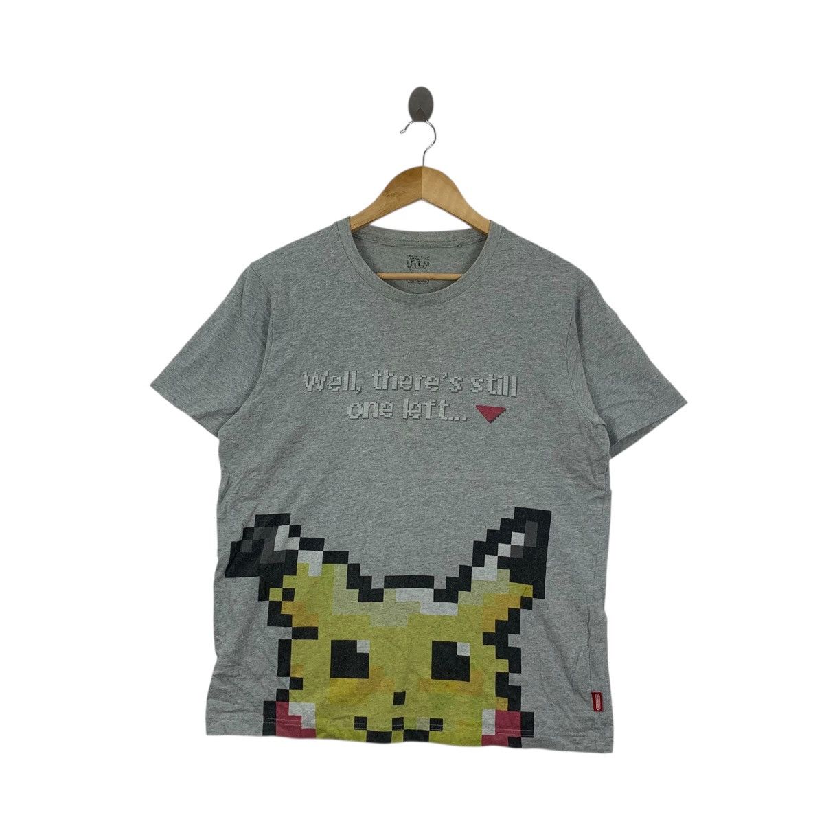 Uniqlo UNIQLO x NINTENDO PIKACHU Pokemon Games Tee Shirt Top Size US M / EU 48-50 / 2 - 1 Thumbnail