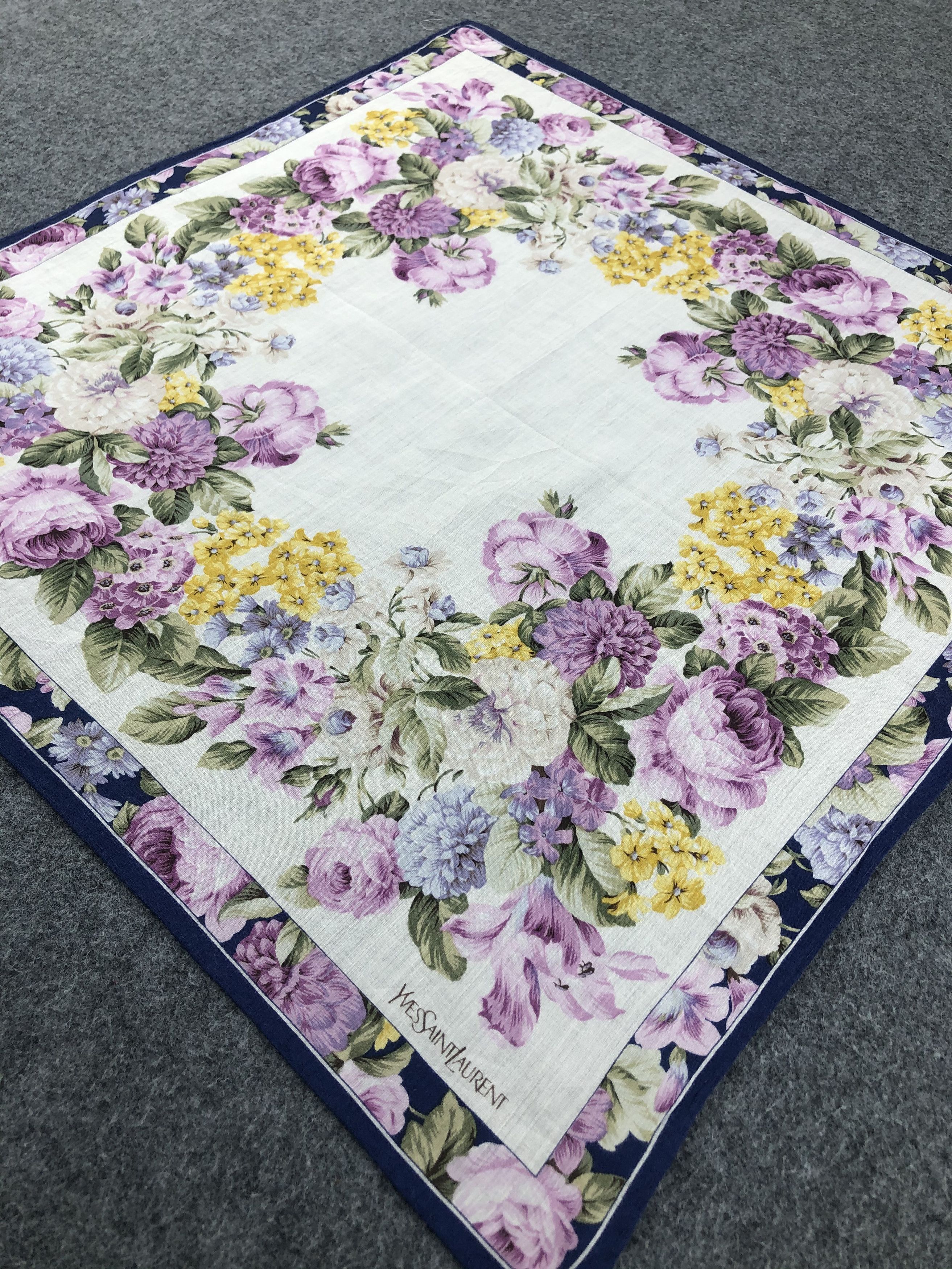 Yves Saint Laurent Yves Saint Laurent Handkerchief / Bandana / Neckerchief Size ONE SIZE - 4 Thumbnail