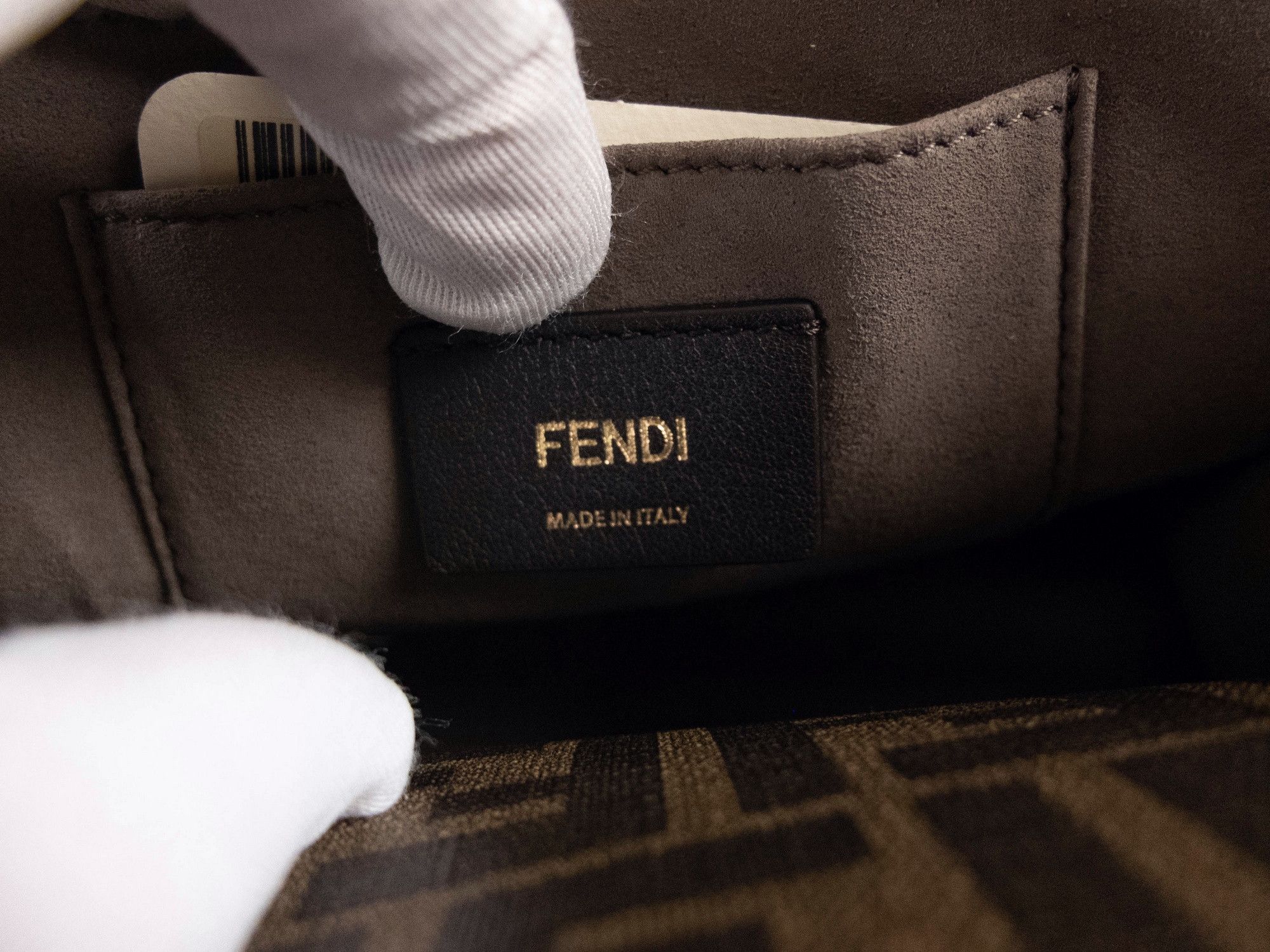Fendi FENDI Vitello Vienna Bag Bugs crossbody shoulder bag F logo Size ONE SIZE - 9 Thumbnail