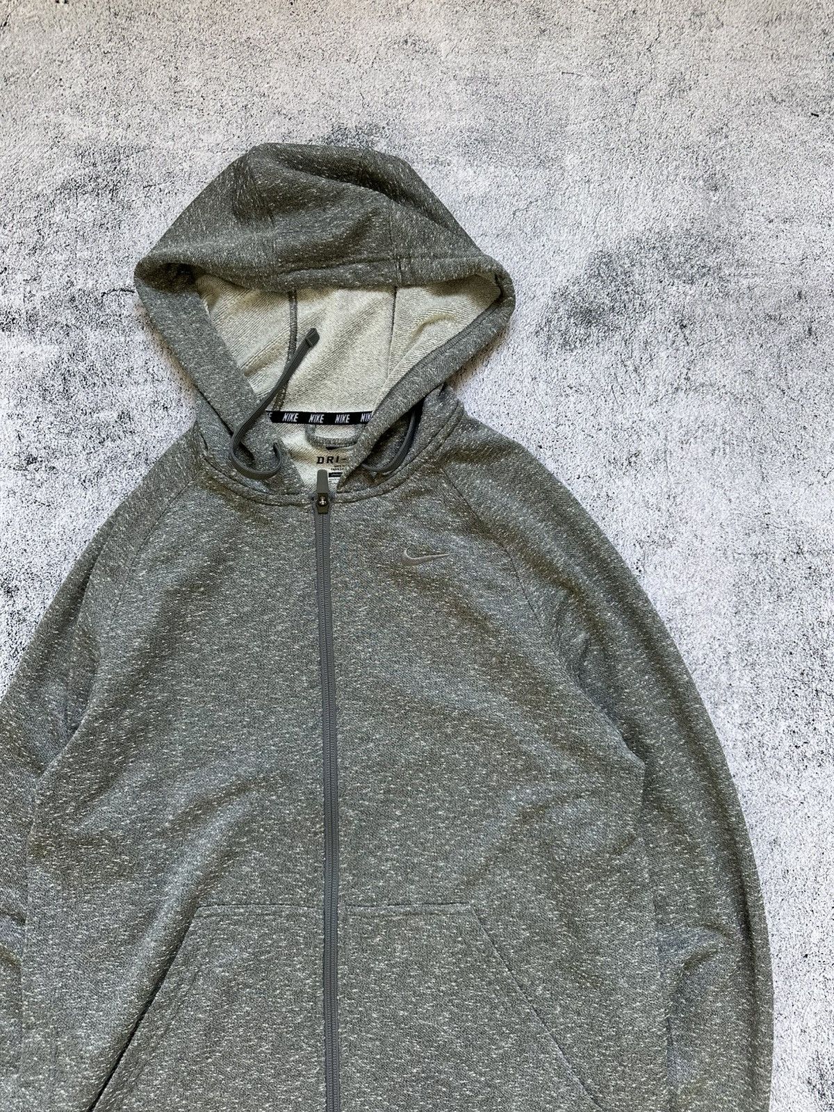 Nike Vintage Nike Zip Hoodie Grey Logo Fit Size US M / EU 48-50 / 2 - 3 Thumbnail