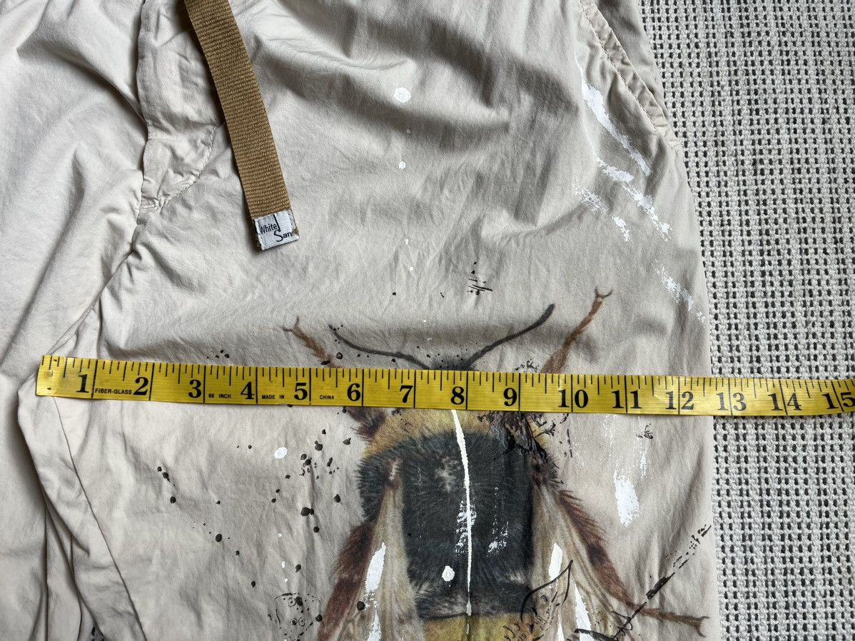 Other White sand printed Bee pants Size US 34 / EU 50 - 18 Thumbnail