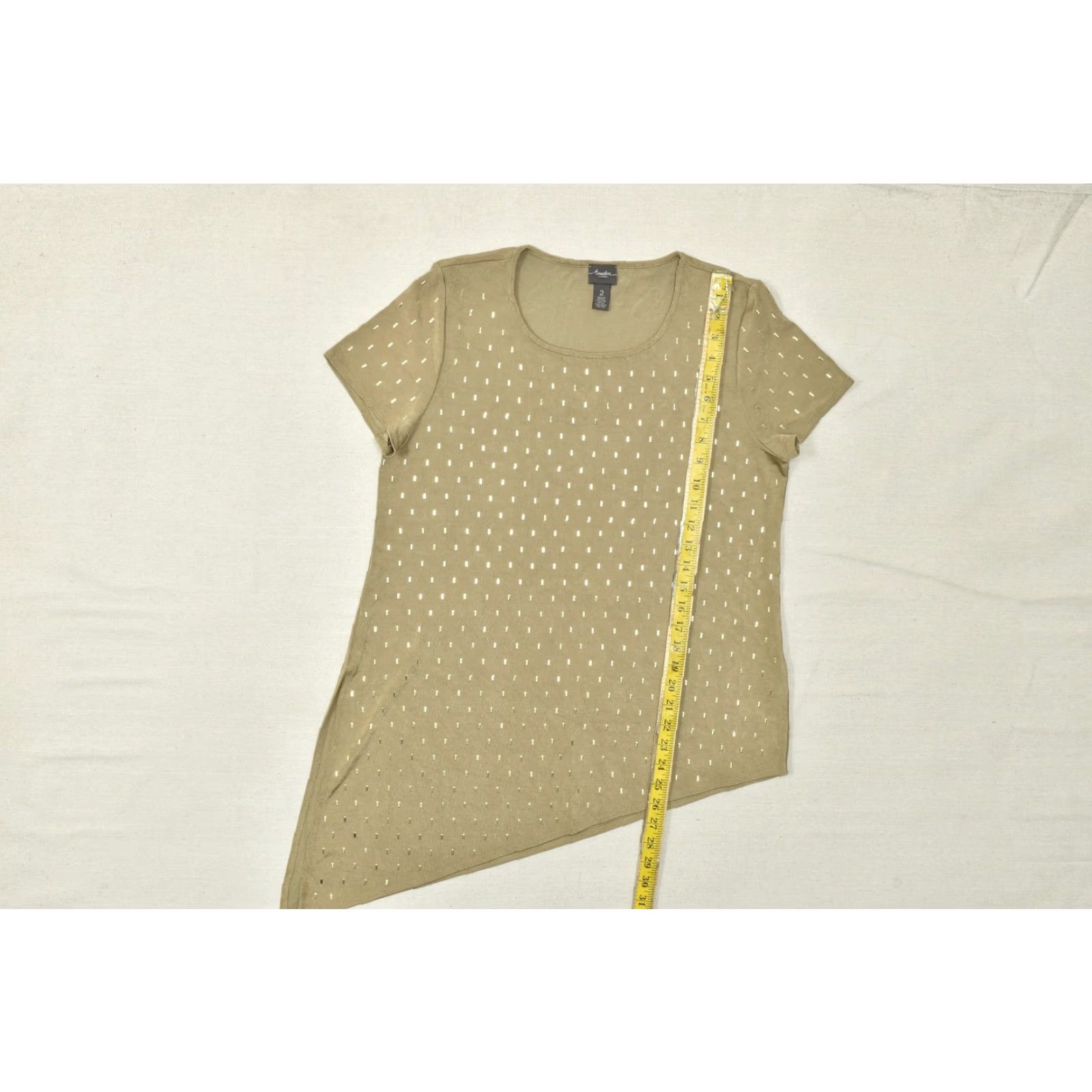Vintage Chico's Travelers Brown Studded Asymmetric Hem Short Sleeve Top Size 2 Blouse Tunic Womens Regular Crew Neck Casual Travel Metal Size XS / US 0-2 / IT 36-38 - 3 Thumbnail