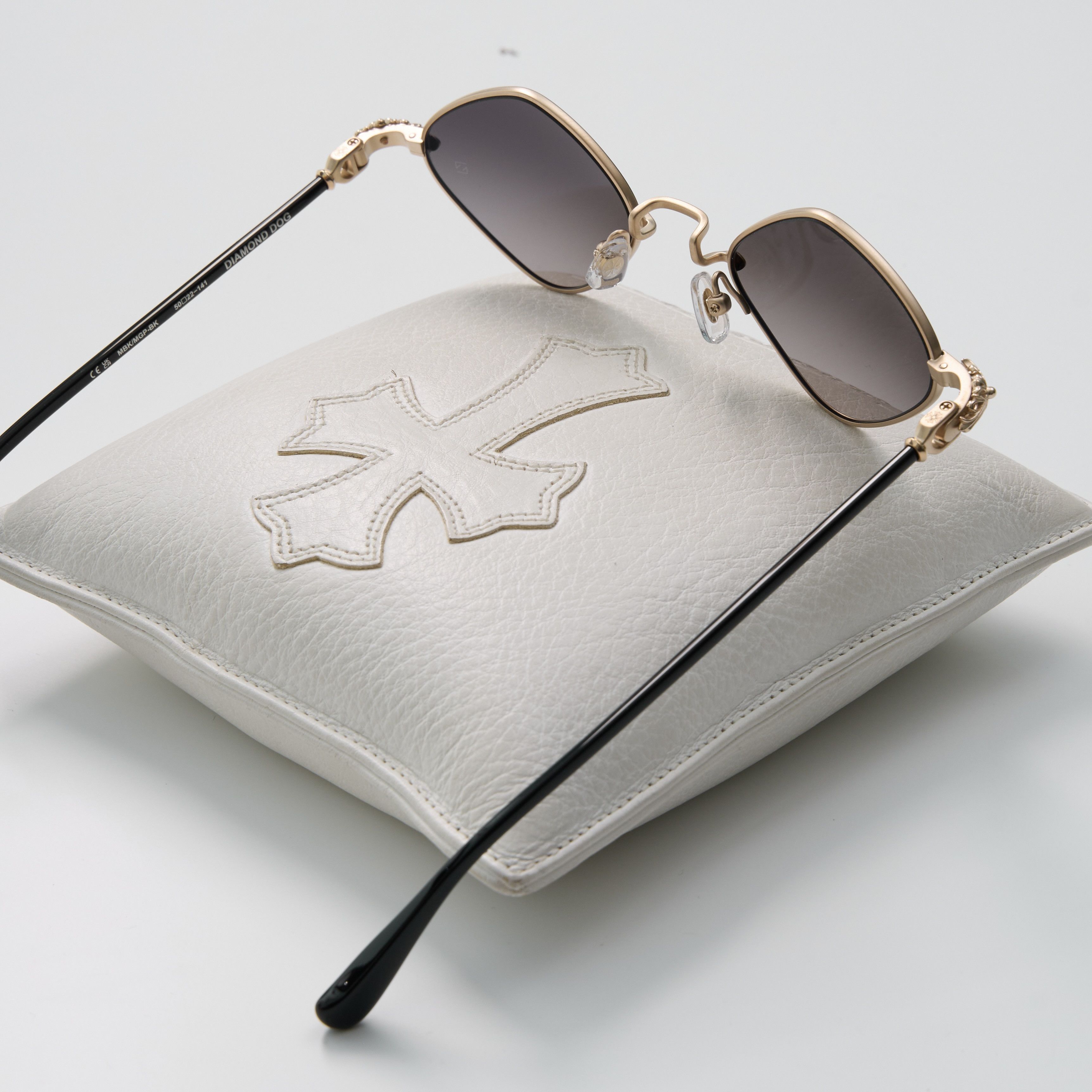 Chrome Hearts CHROME HEARTS DIAMOND DOG Matte Black/Matte Gold PlatedBlack Size ONE SIZE - 5 Thumbnail