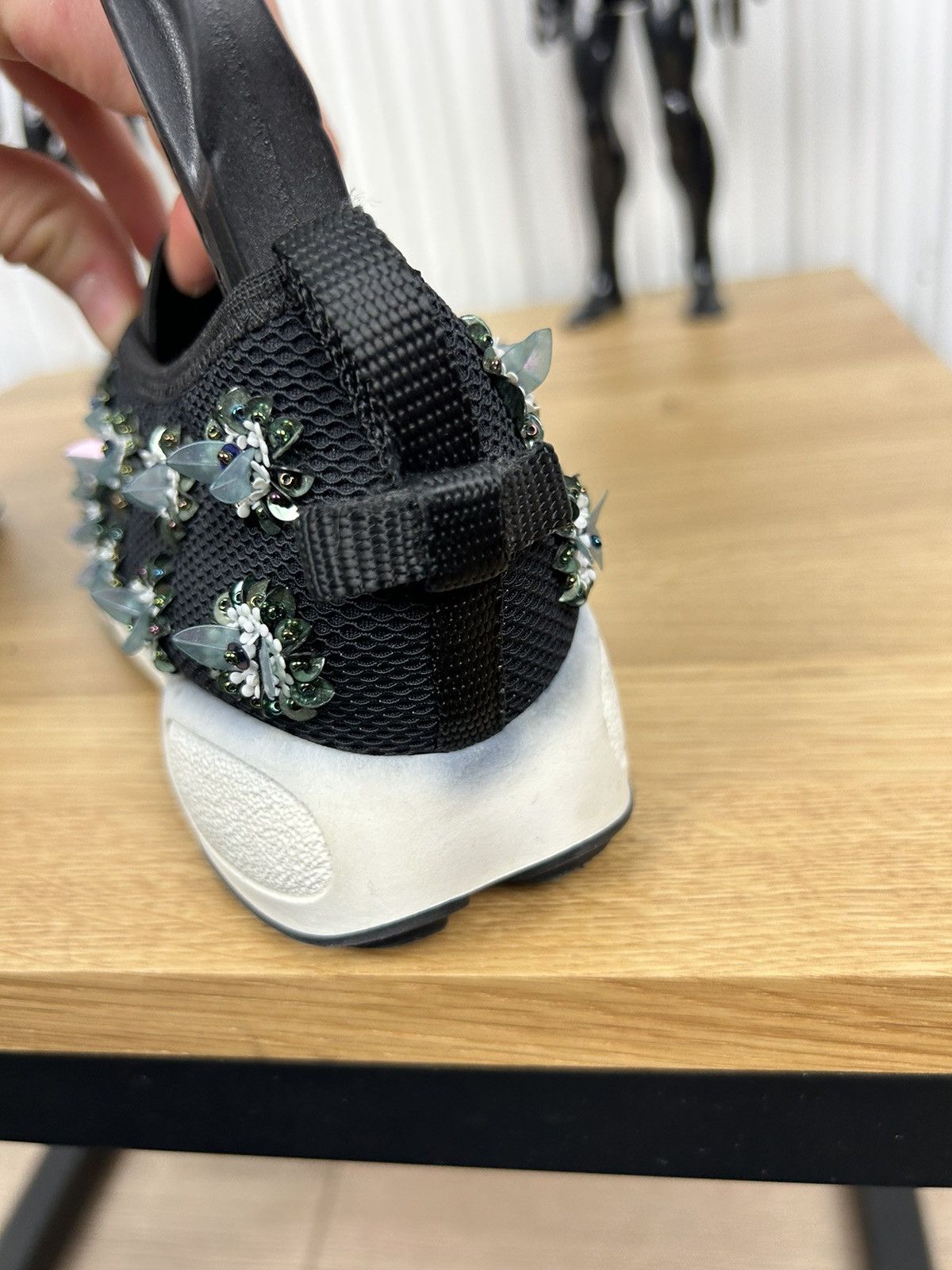 Dior Christian Dior Mesh Embellished sneaker Size US 6 / IT 36 - 9 Thumbnail