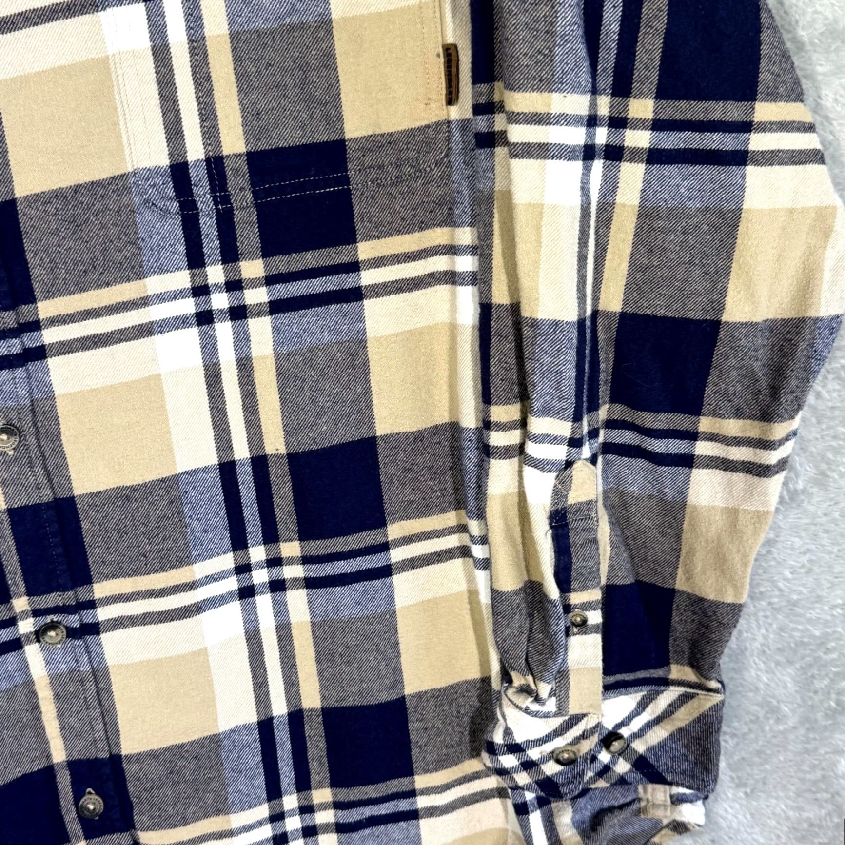 Vintage Legendary Whitetails Buck Camp Button-Up Shirt Mens 2XL Navy Tan Plaid Cotton Flannel Long Sleeve Casual Workwear Size US XXL / EU 58 / 5 - 5 Thumbnail