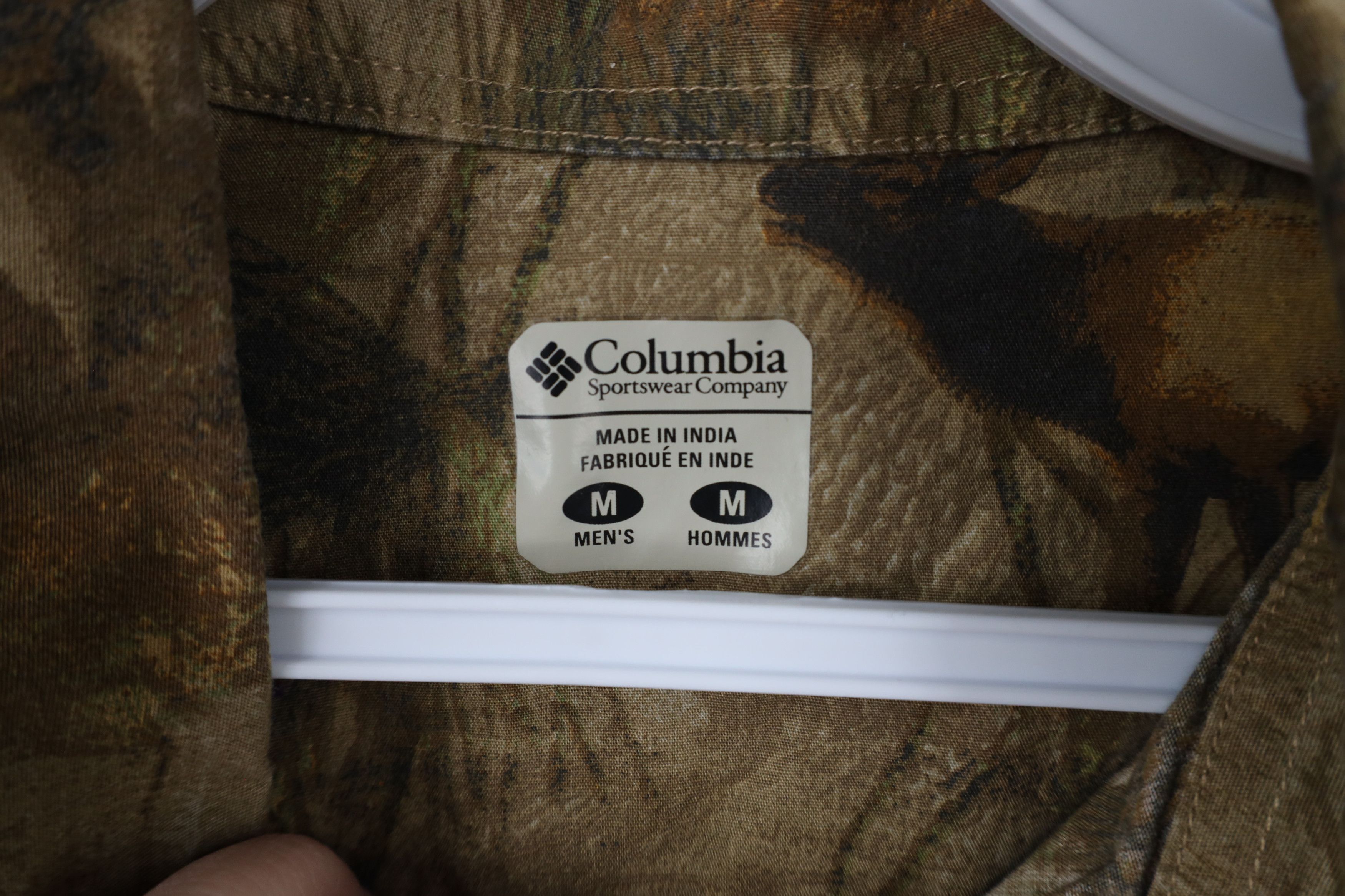 Columbia × Vintage Vintage Columbia Deer Buck All Over Print Button Down Shirt Size US M / EU 48-50 / 2 - 7 Thumbnail