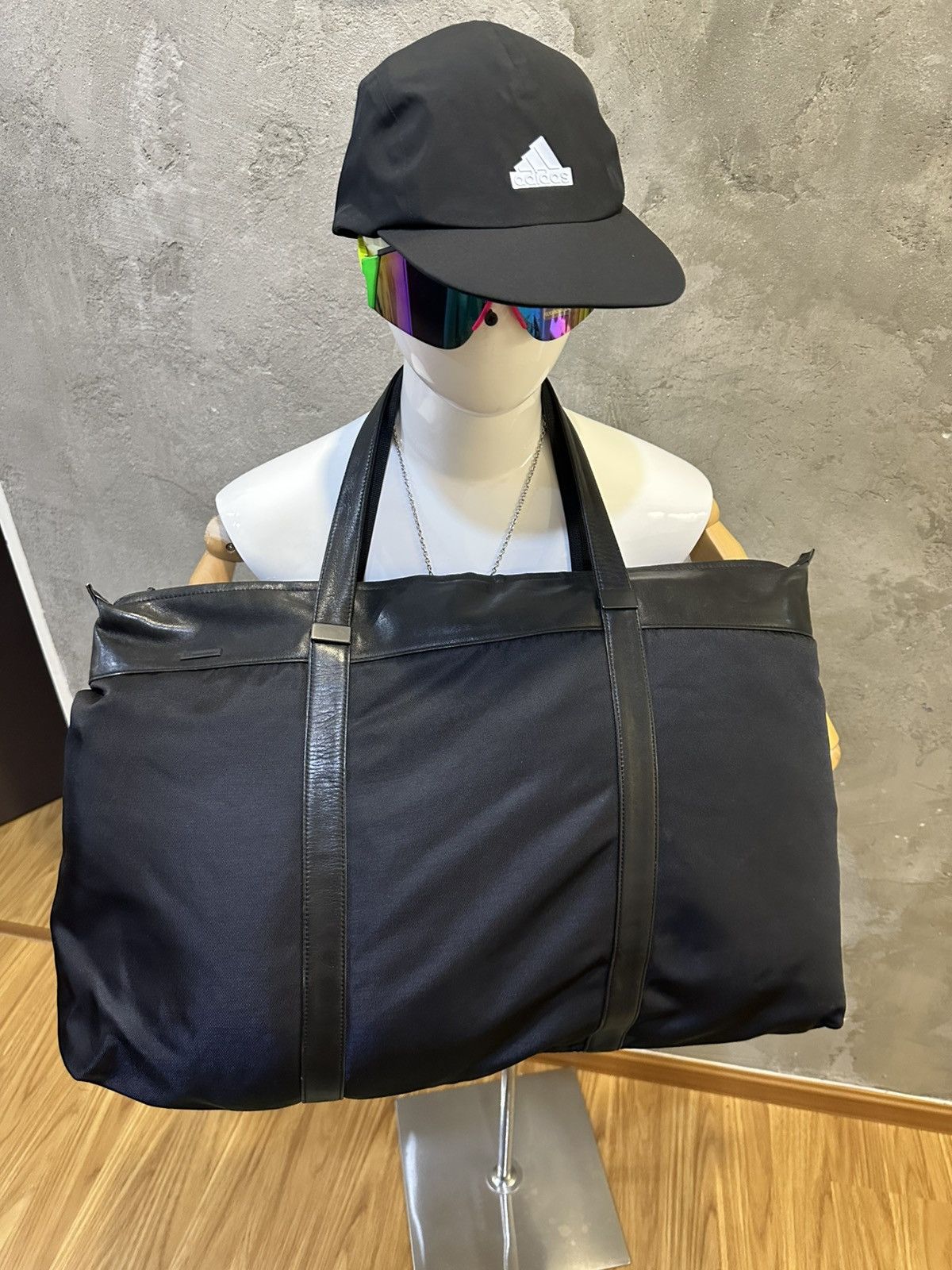Issey Miyake Issey Miyake IM Studio Leather & Nylon Travel Bag (Big Size) Size ONE SIZE - 15 Thumbnail
