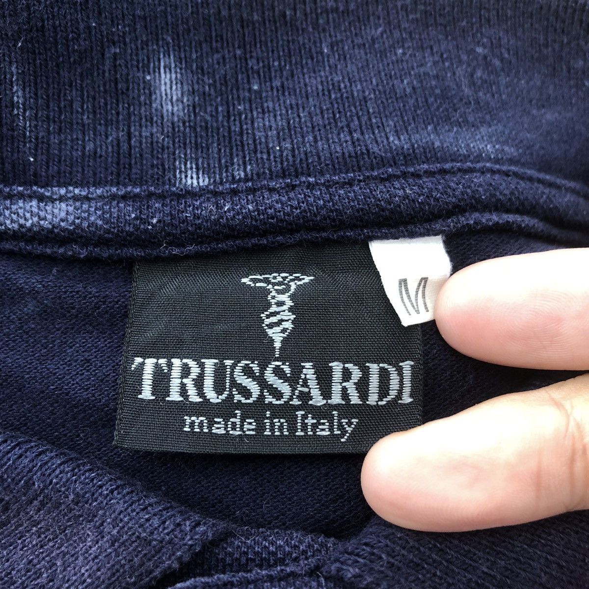 Trussardi Vintage TRUSSARDI Made In Italy Minimalist Design Polo Tee Size US M / EU 48-50 / 2 - 5 Thumbnail