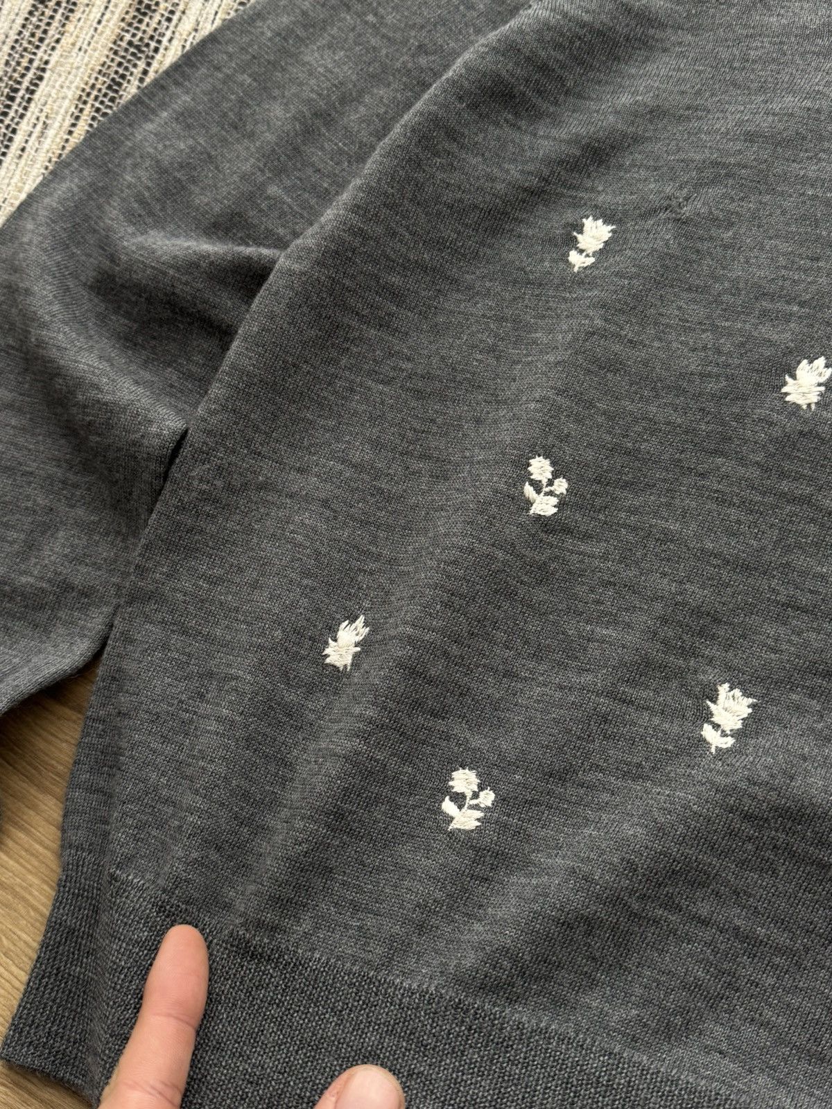 Comme des Garcons Vintage Comme Des Garcons Design Floral Sweater Women Size L / US 10 / IT 46 - 6 Thumbnail