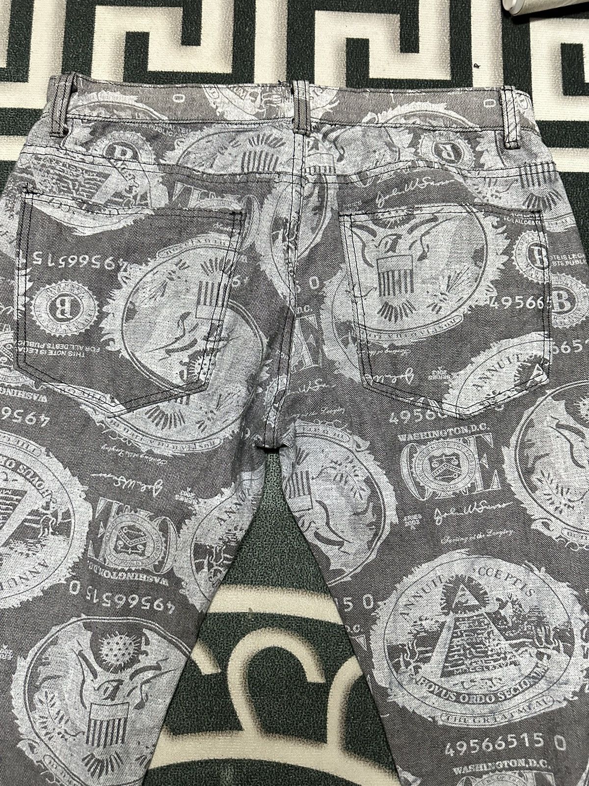 Japanese Brand Young Rich & Famous overprint pants Size US 35 - 5 Thumbnail