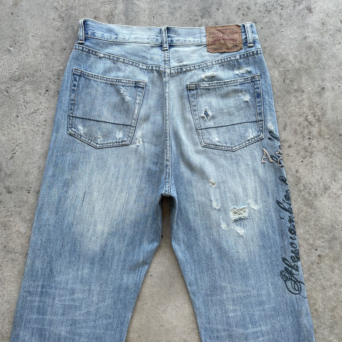 Abercrombie & Fitch Vintage Abercrombie & Fitch Rare Faded Denim Jeans Pants W31 Size US 31 - 12 Thumbnail