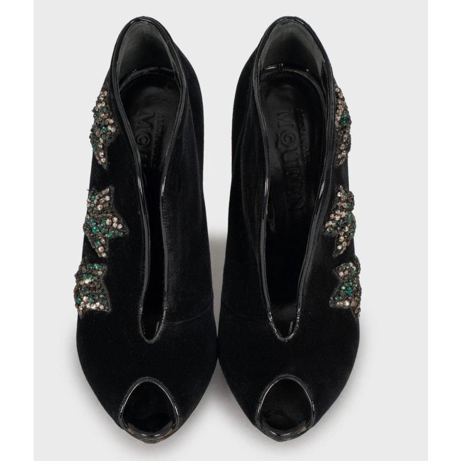 Alexander McQueen Alexander McQueen Black Suede Crystal Pumps sz.39 Size US 9 / IT 39 - 2 Thumbnail
