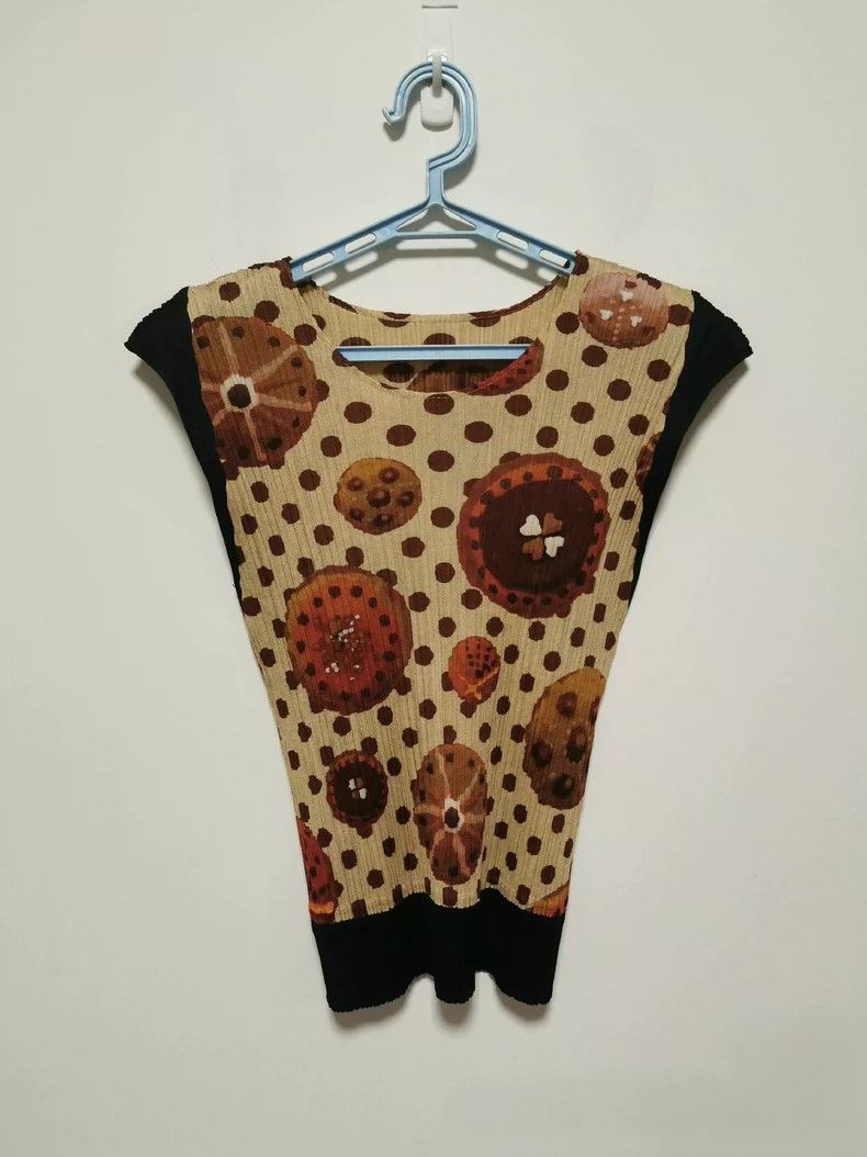 Issey Miyake Issey Miyake size:3 Brown vintage sea urchin donut top Size XS / US 0-2 / IT 36-38 - 1 Thumbnail