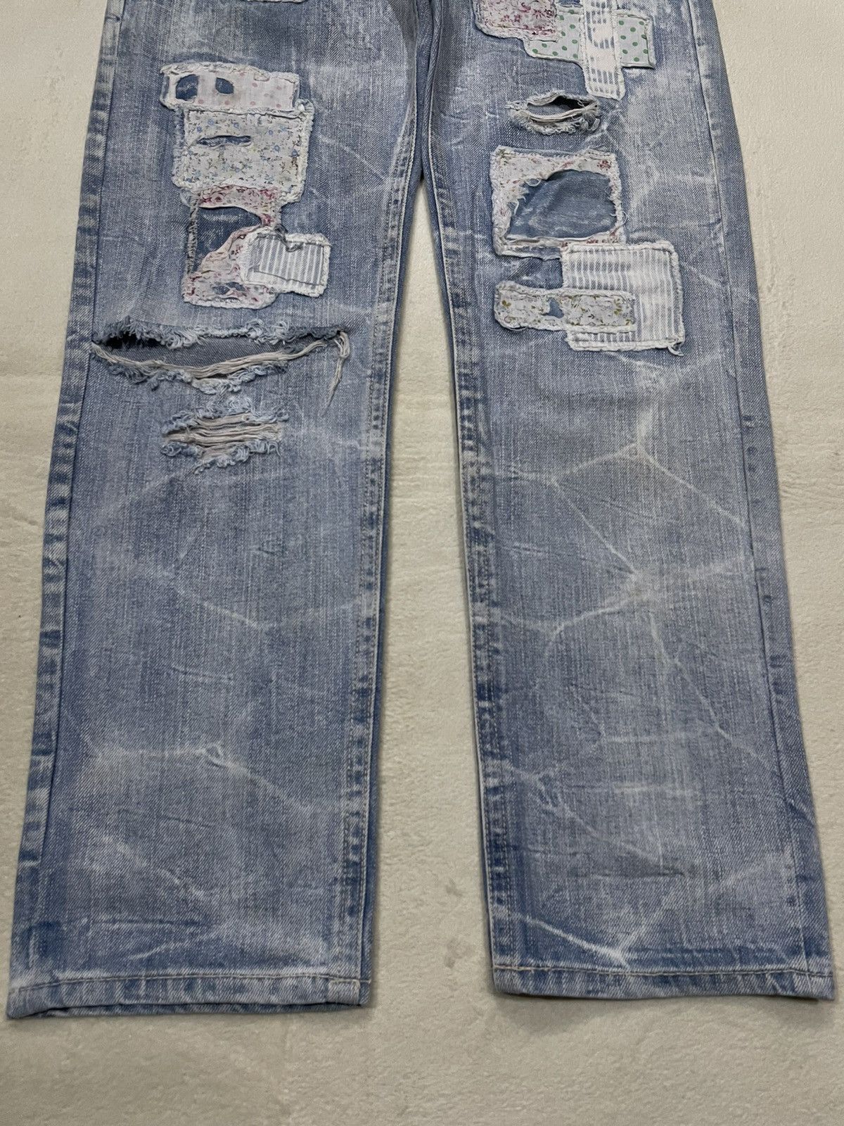 Japanese Brand Vintage Sky Bomber faded distress riped denim jeans Size US 30 / EU 46 - 3 Thumbnail