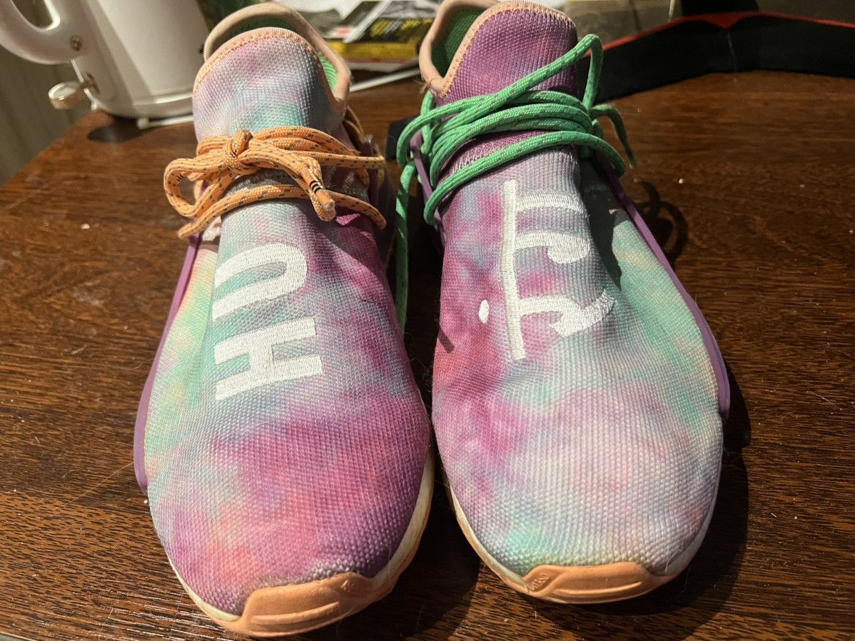 Adidas Human Race chalk coral sz 9.5 Size US 9.5 / EU 42-43 - 4 Thumbnail