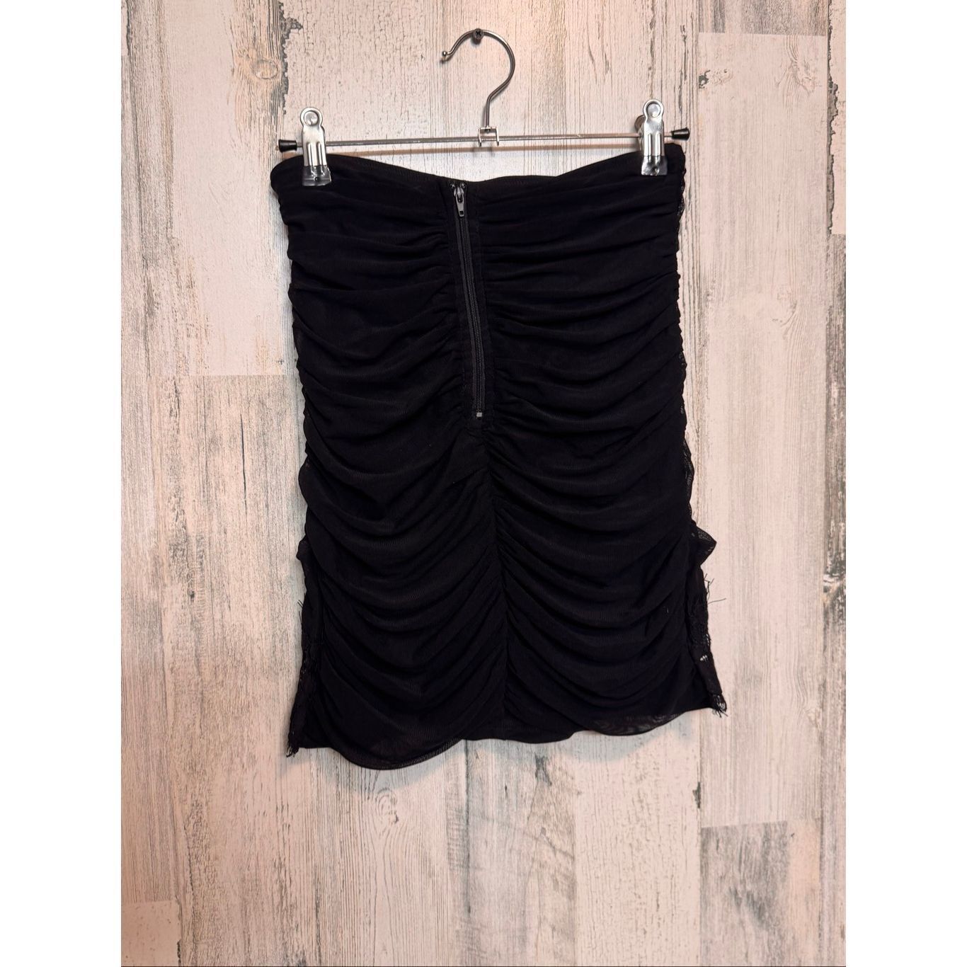 Other Windsor Privy Black Ruched Lace Mini Skirt | Bodycon Dressy Size 30" / US 8 / IT 44 - 5 Thumbnail