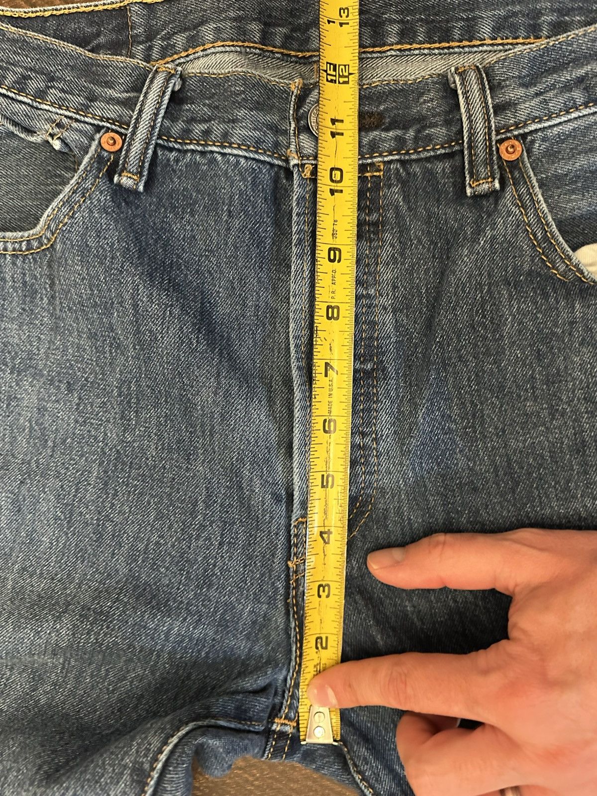 Levi's Levis 501 Jeans Mens 34x33.5 Straight Leg Button Fly Denim Size US 34 / EU 50 - 3 Thumbnail