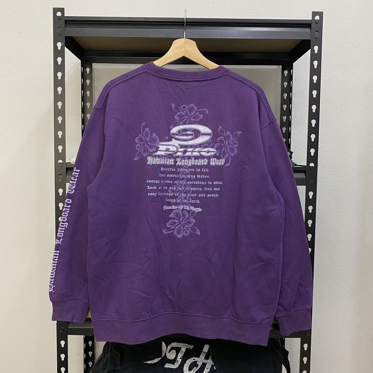 Vintage Vintage Piko Hawaiian Longboard Sweatshirt Crewneck Size US L / EU 52-54 / 3 - 1 Thumbnail