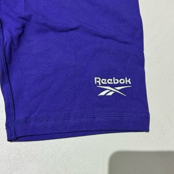 Reebok NWT REEBOK FITTED TRAINING SHORTS BOLD PURPLE SZ SMALL S Size 24" / US 00 / IT 34 - 2 Thumbnail