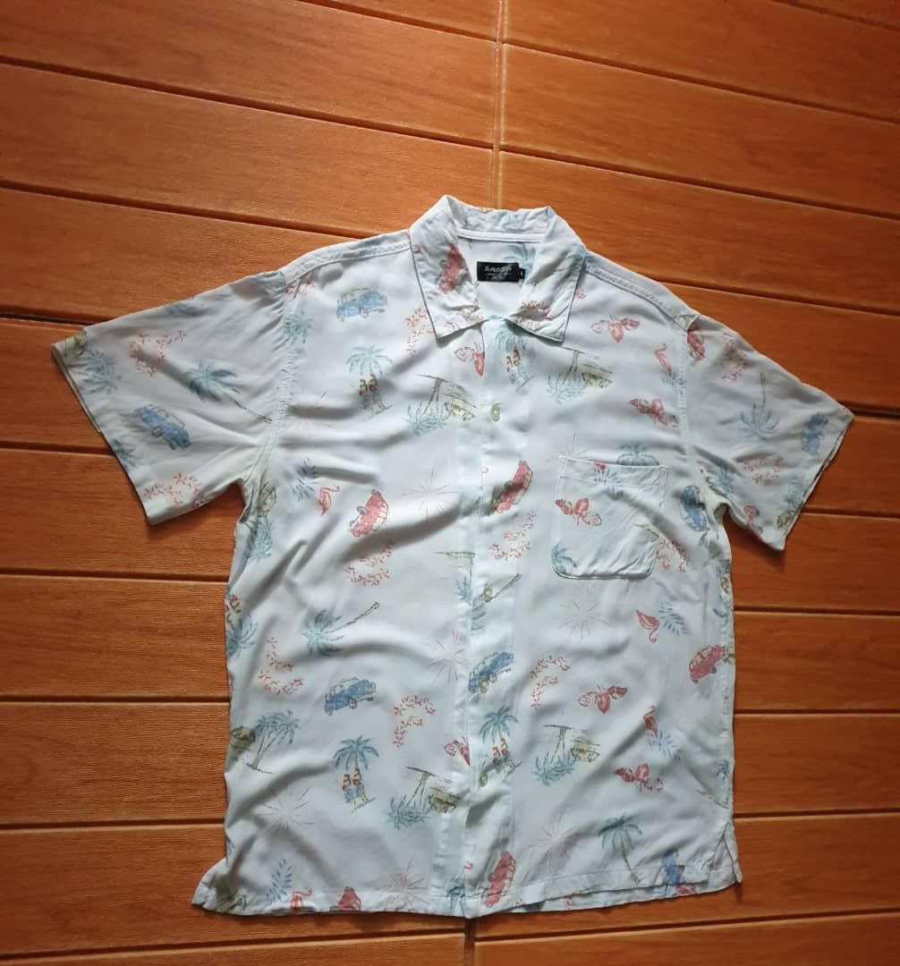 Japanese Brand Thruxton 100% rayon Japanese Hawaiian shirt Size US L / EU 52-54 / 3 - 7 Thumbnail