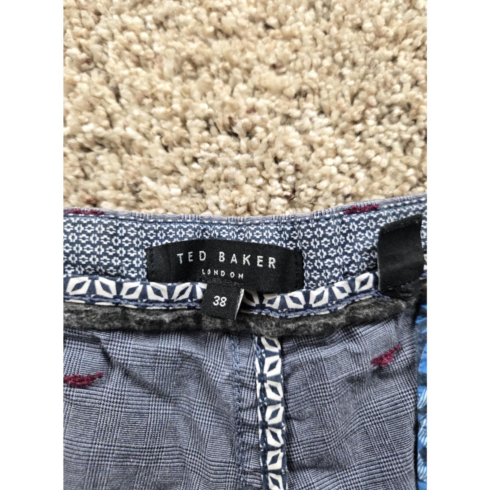 Ted Baker Ted Baker Shorts Mens 38 Gray Check Chino Flat Front Casual 9" Inseam Summer Mens Size US 38 / EU 54 - 4 Thumbnail