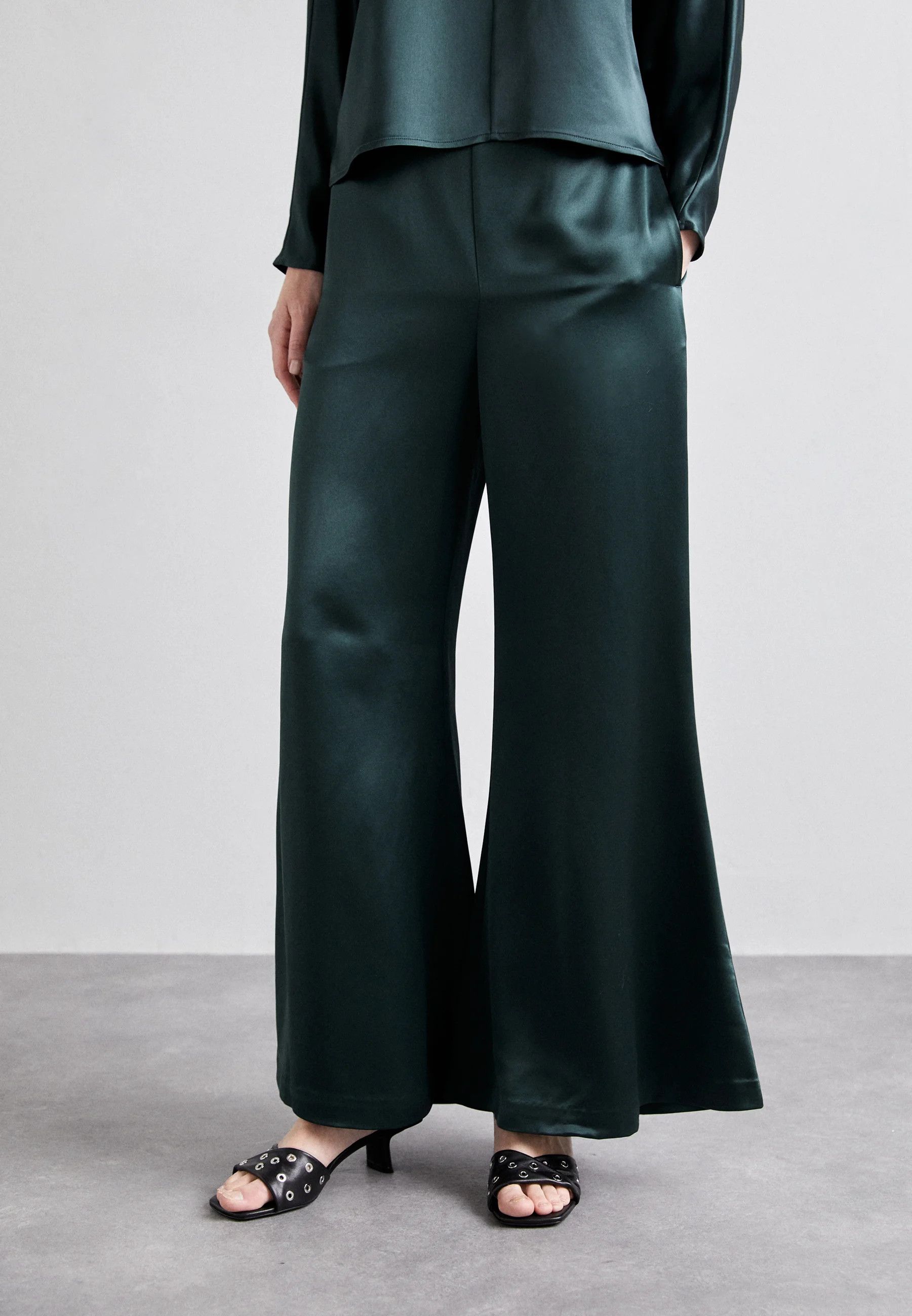 image of By Malene Birger Lucee Pants in Green, Women's (Size 26)