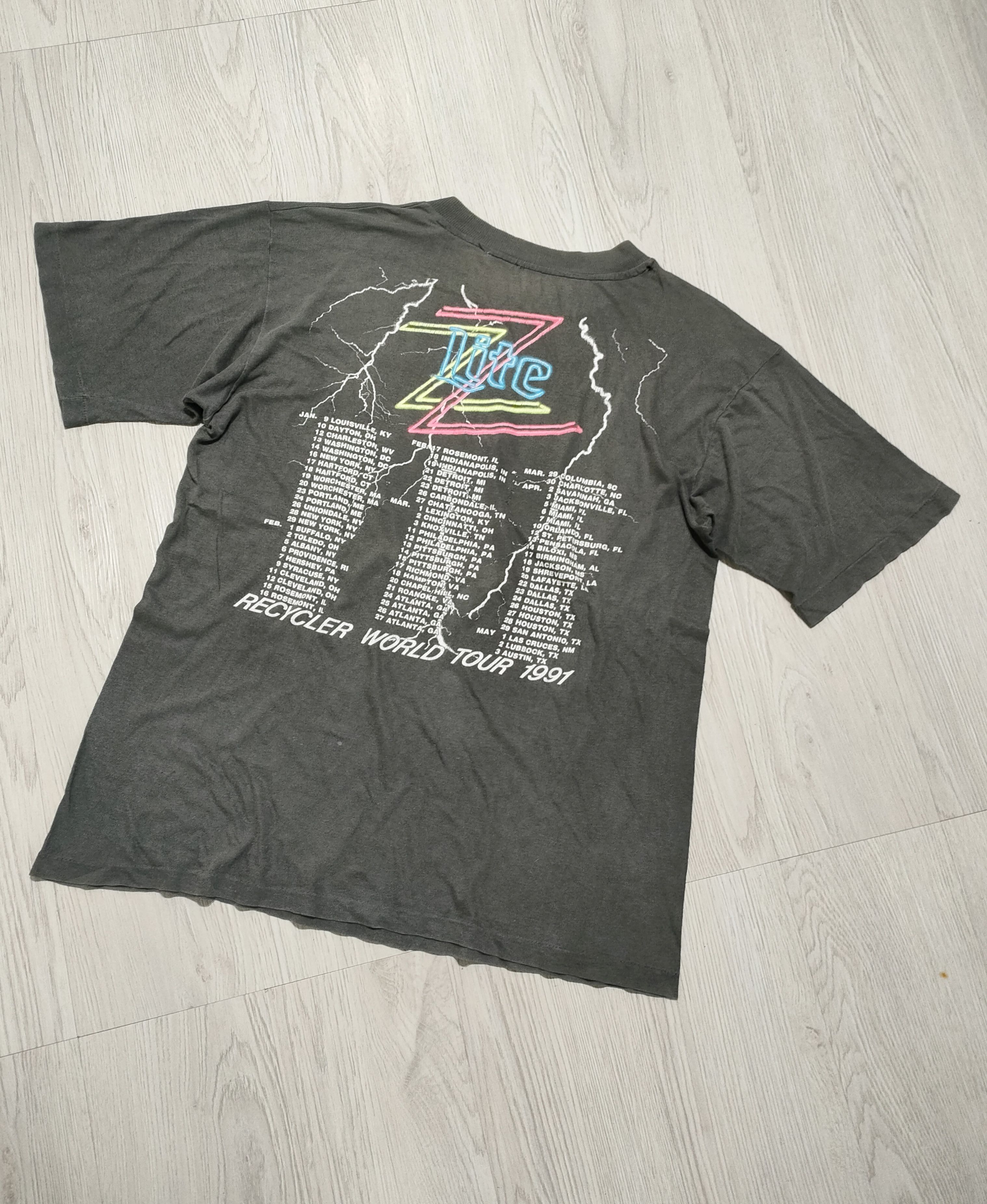 Band Tees 90s ZZ TOP RECYCLER WORLD TOUR 1991 Vintage Tee Size US L / EU 52-54 / 3 - 11 Thumbnail