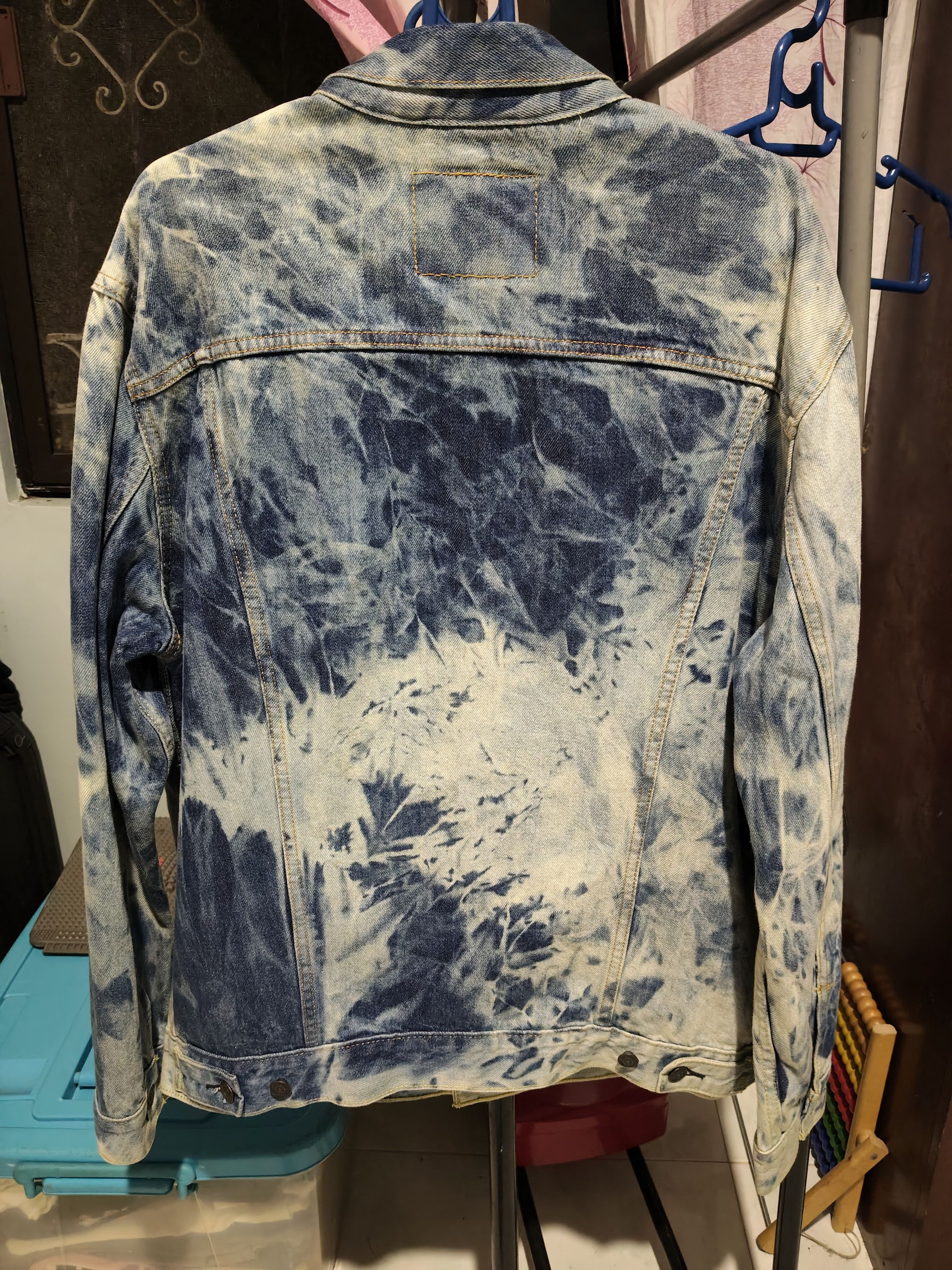 Levi's Levi's Bleach washed design Denim Jacket Size US M / EU 48-50 / 2 - 2 Thumbnail