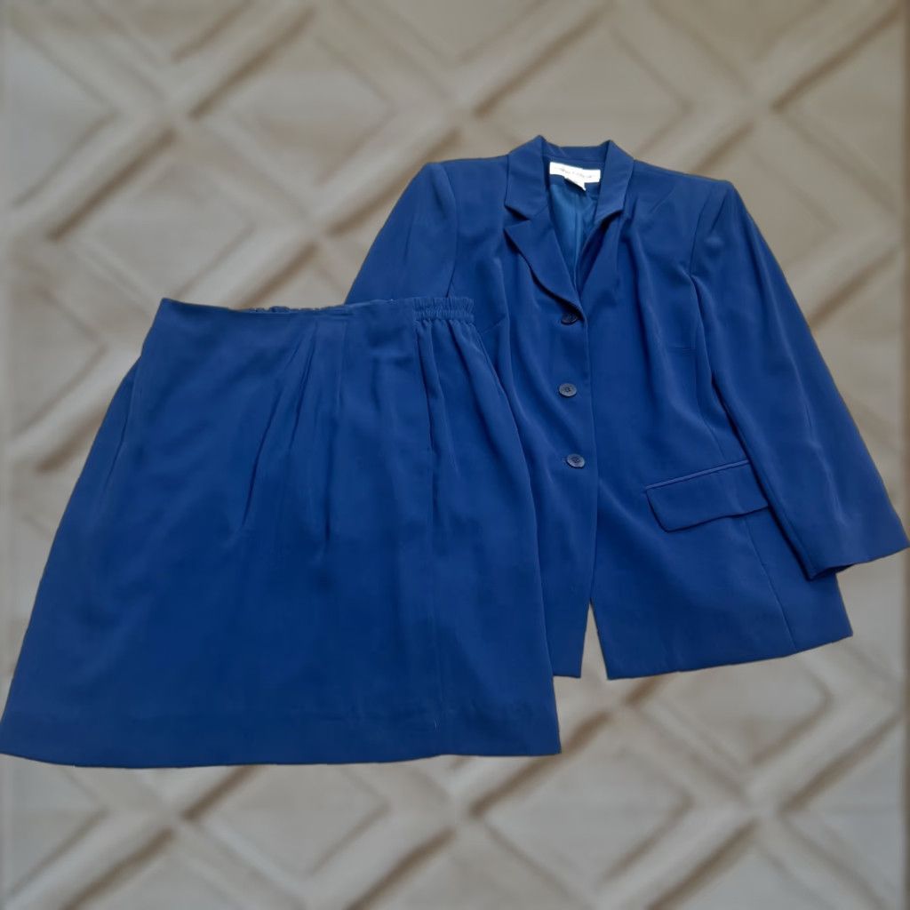 Vintage VINTAGE Rena Rowan 2Pc Set Jacket Skirt Womens 14P Blue 90s Classic How to Size 36" / US 14 / IT 50 - 1 Thumbnail