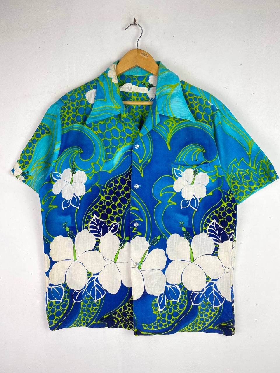 Vintage vintage 60s/70s hawaiian shirt very nice design Size US L / EU 52-54 / 3 - 1 Thumbnail