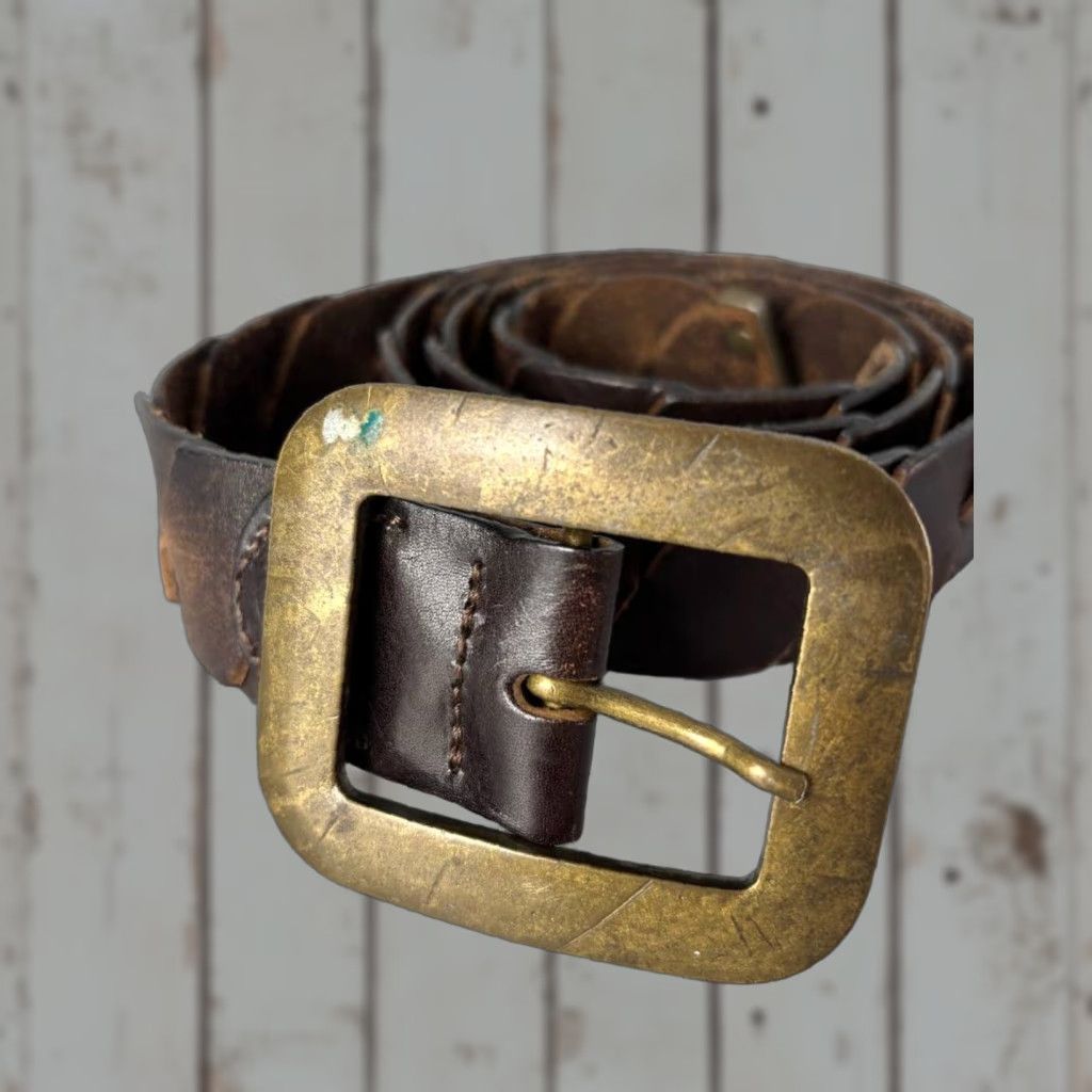 Vintage Armani Jeans Belt Women Leather Brown Buckle One Size Vintage Leather Belt Brown Size 42" / US 20 - 1 Thumbnail