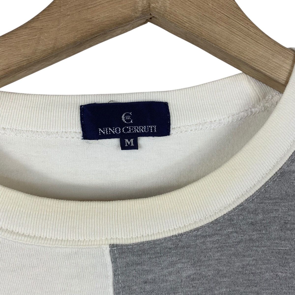 Vintage Vintage NINO CERRUTI ITALY Center Logo Patch Tee Shirt Size M / US 6-8 / IT 42-44 - 6 Thumbnail