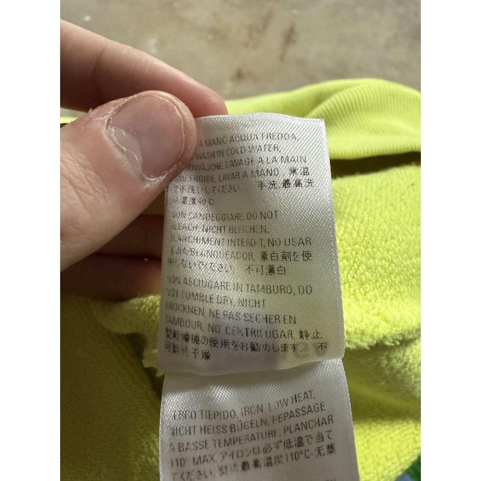 Balenciaga Balenciaga Lime Crew Hoodie Used Small Size US S / EU 44-46 / 1 - 5 Thumbnail