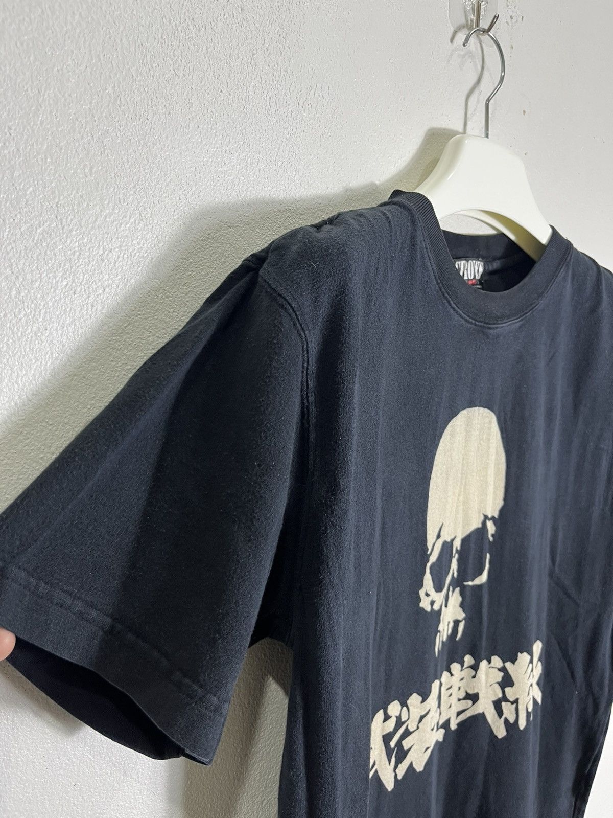 Anime Vintage 00’s Crow Zero The Front Of Armanent Anime Tshirt Size US M / EU 48-50 / 2 - 4 Thumbnail