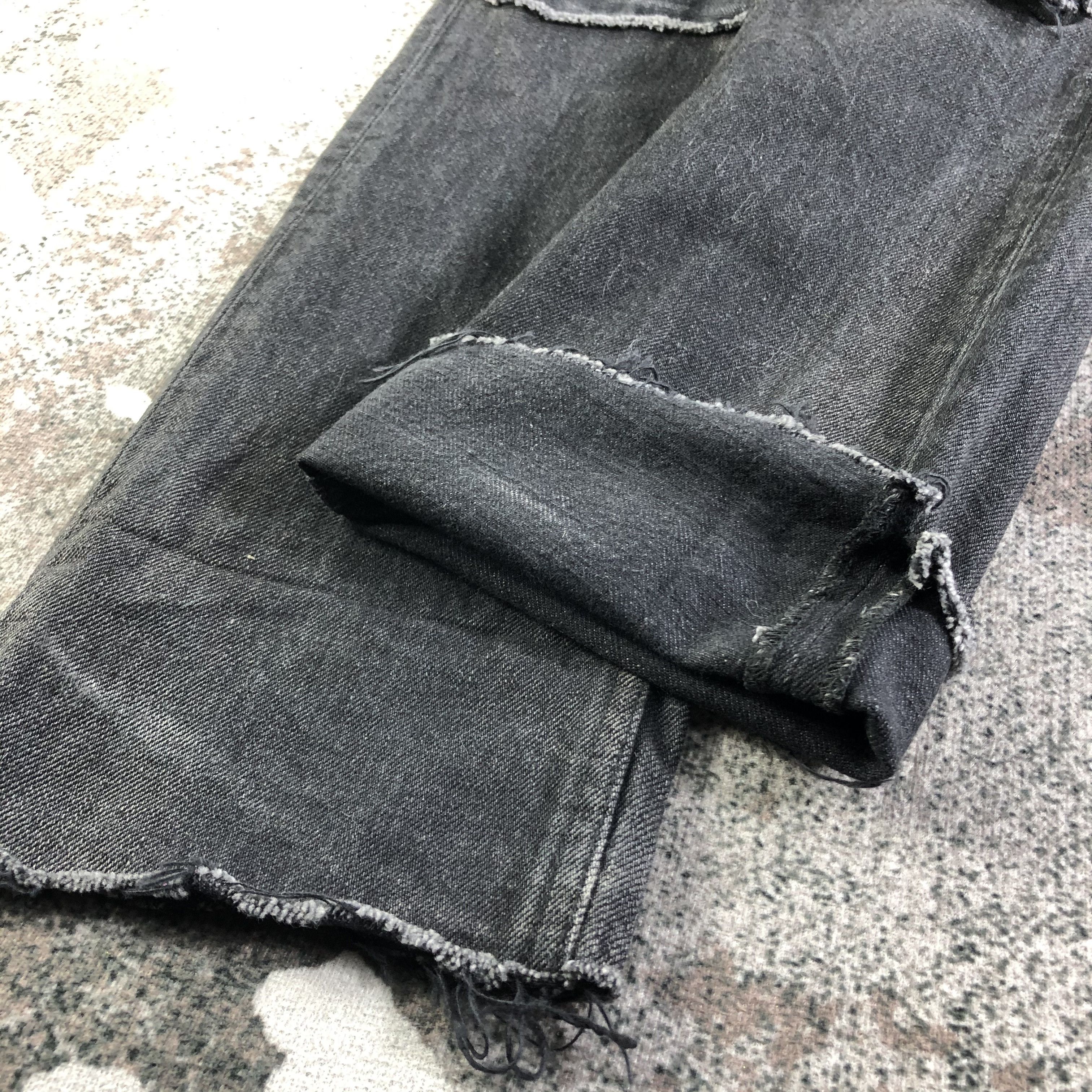 Japanese Brand Lounge Lizard Distressed Jeans Faded Black Denim KJ2203 Size US 30 / EU 46 - 6 Thumbnail