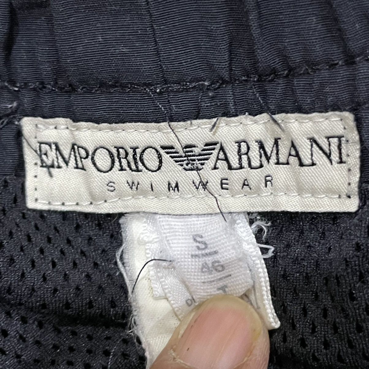 Emporio Armani Rare Vintage Emporio Armani Swimwear Logo Patch Board Shorts Size US 26 / EU 42 - 7 Thumbnail