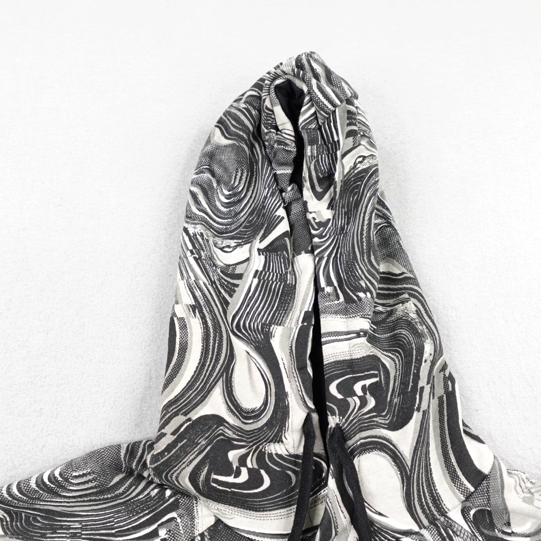 Gymshark Gymshark Hoodie Mens M Black White Marble Dye Pullover Sweatshirt Athletic Size US M / EU 48-50 / 2 - 2 Thumbnail