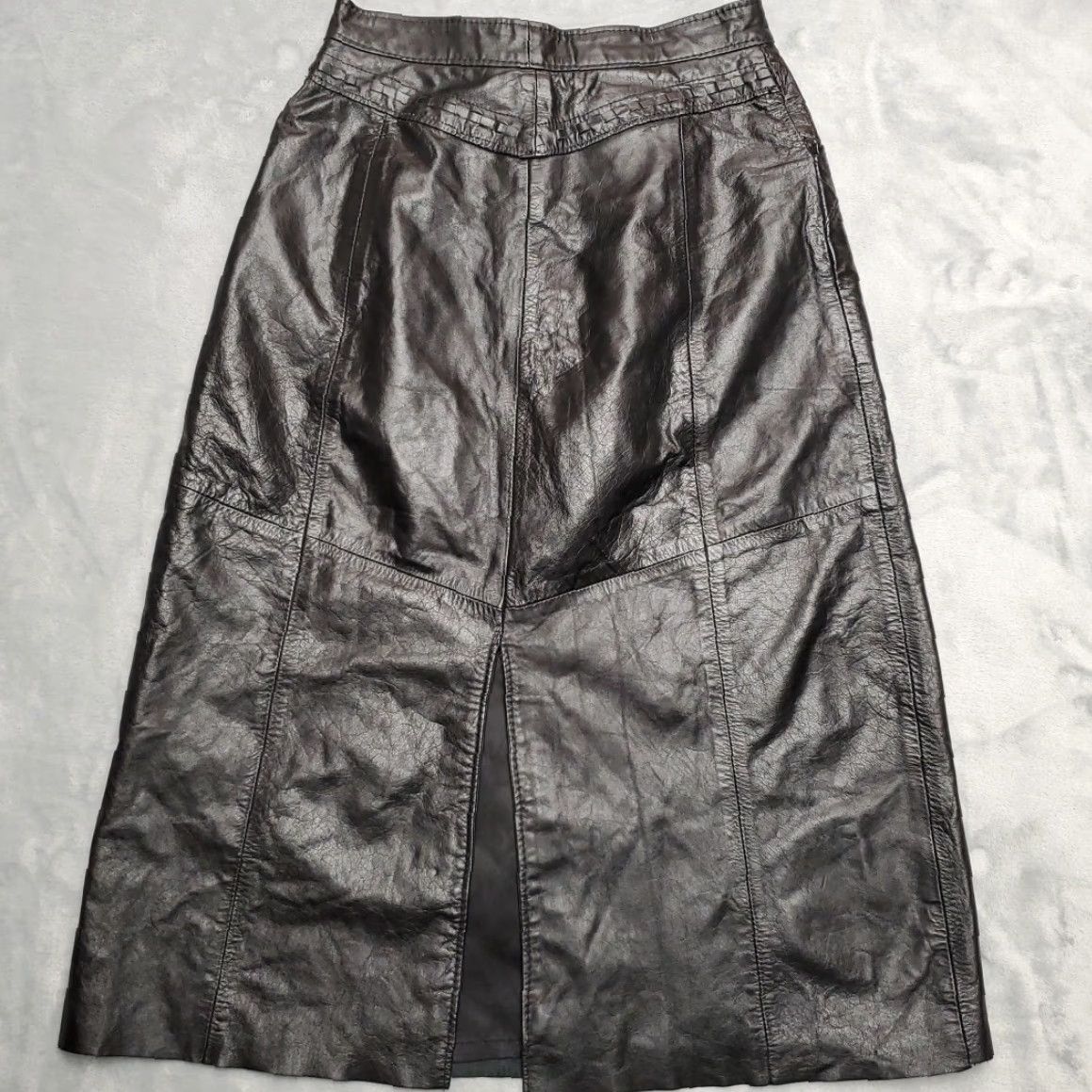 Vintage VINTAGE Pioneer Wear leather skirt Women 6 Black Midi A-Line Zipper Retro Cowboy Golden Collection Made in USA Women Skirt Leather Vintage Size 28" / US 6 / IT 42 - 6 Thumbnail