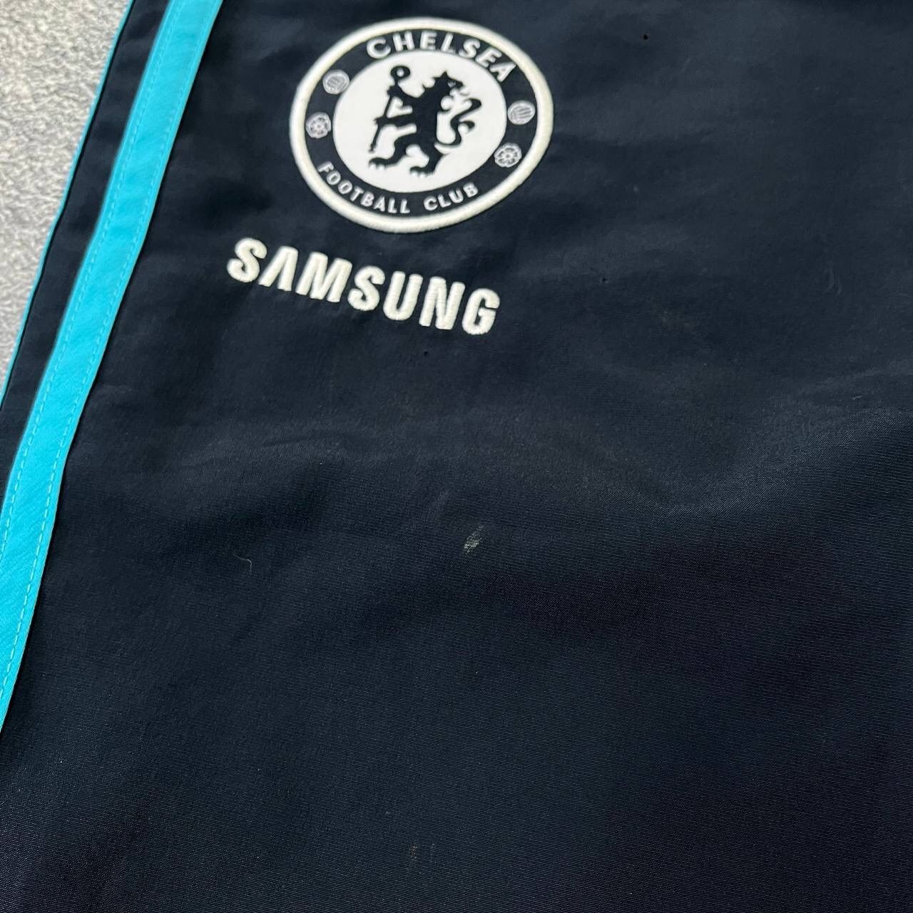 Adidas Vintage Adidas 2013/2014 Chelsea Football Nylon Track Top Size US 33 - 11 Thumbnail