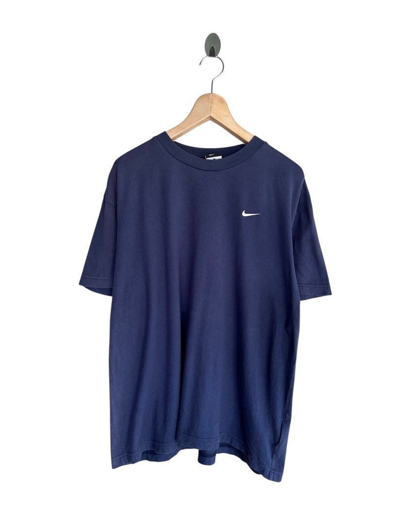 Nike Nike Swoosh Small Logo Tshirt Size US L / EU 52-54 / 3 - 1 Thumbnail