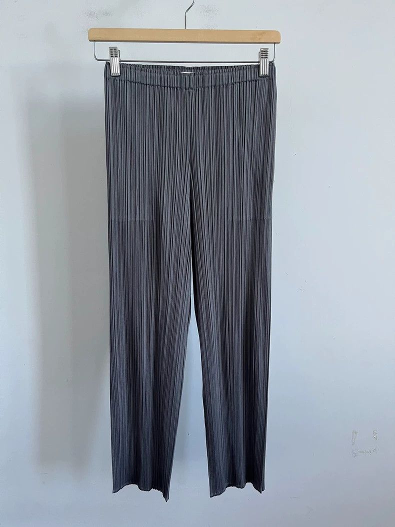Issey Miyake Issey Miyake size:2 Black pleated pants Size 42" / US 20 - 1 Thumbnail